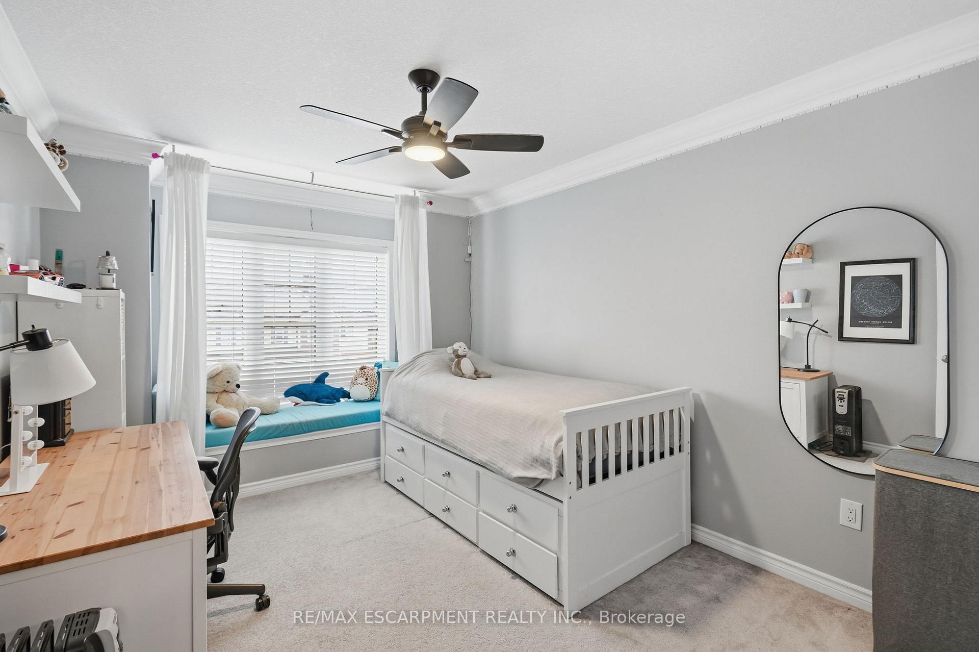 Photo 33 of 23 Forest Ridge Avenue, Hamilton, Waterdown — HOMEH