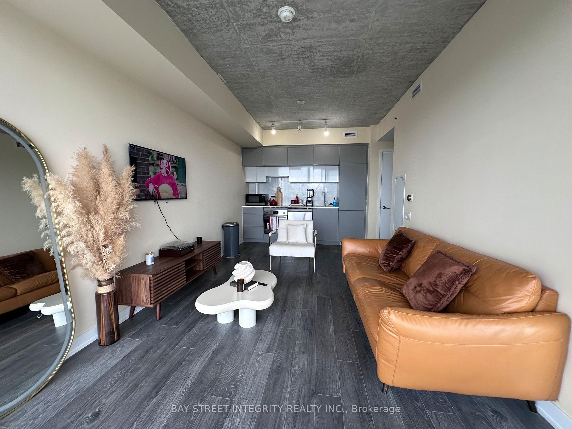 Photo 3 of Unit 2607, 185 Roehampton Avenue, Toronto, Mount Pleasant West — HOMEH
