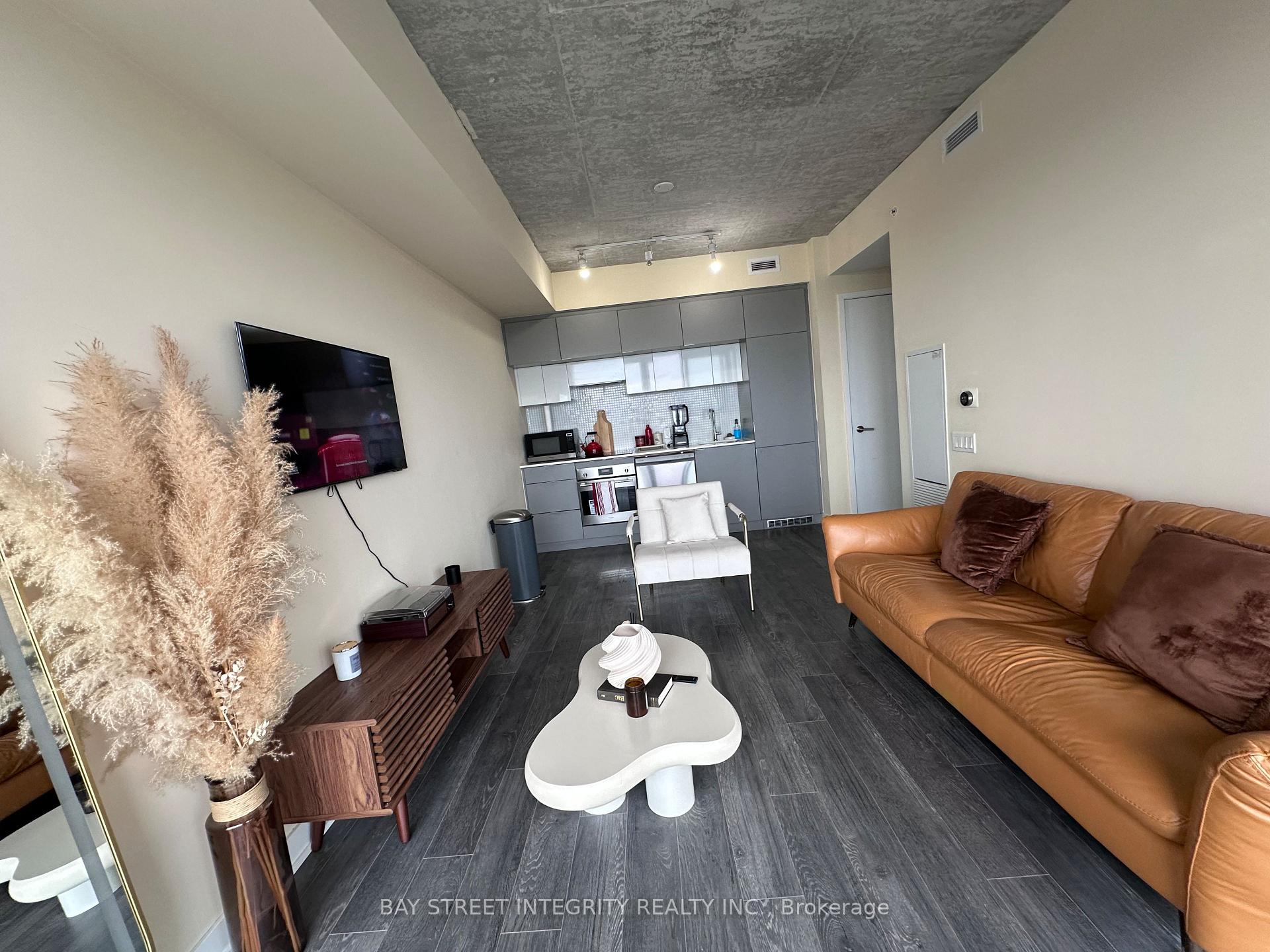 Photo 5 of Unit 2607, 185 Roehampton Avenue, Toronto, Mount Pleasant West — HOMEH