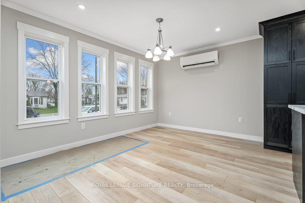Photo 8 of 18 Briarwood Place, Innisfil, Cookstown — HOMEH