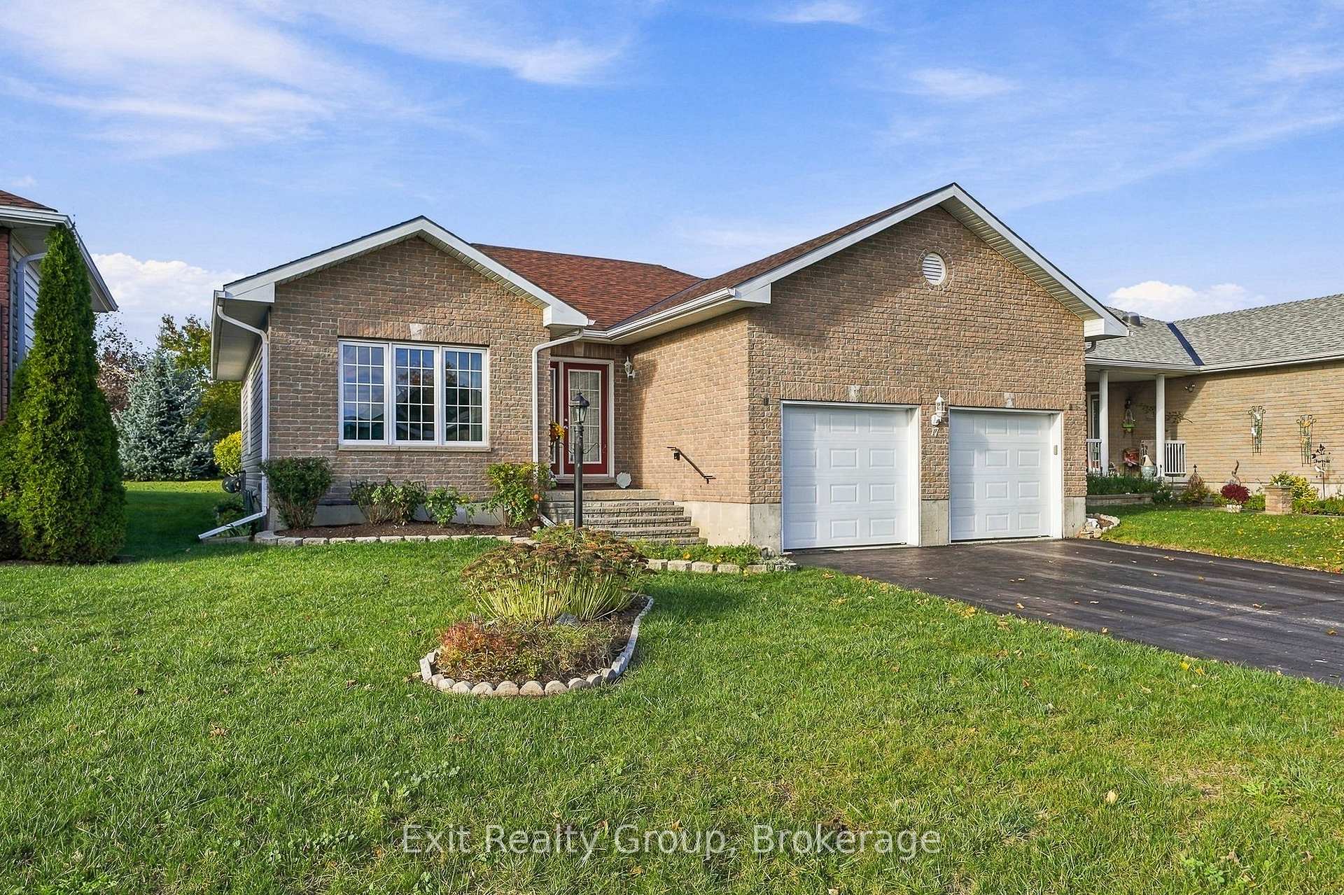 Photo 2 of 17 Aletha Drive, Prince Edward County, Wellington Ward — HOMEH
