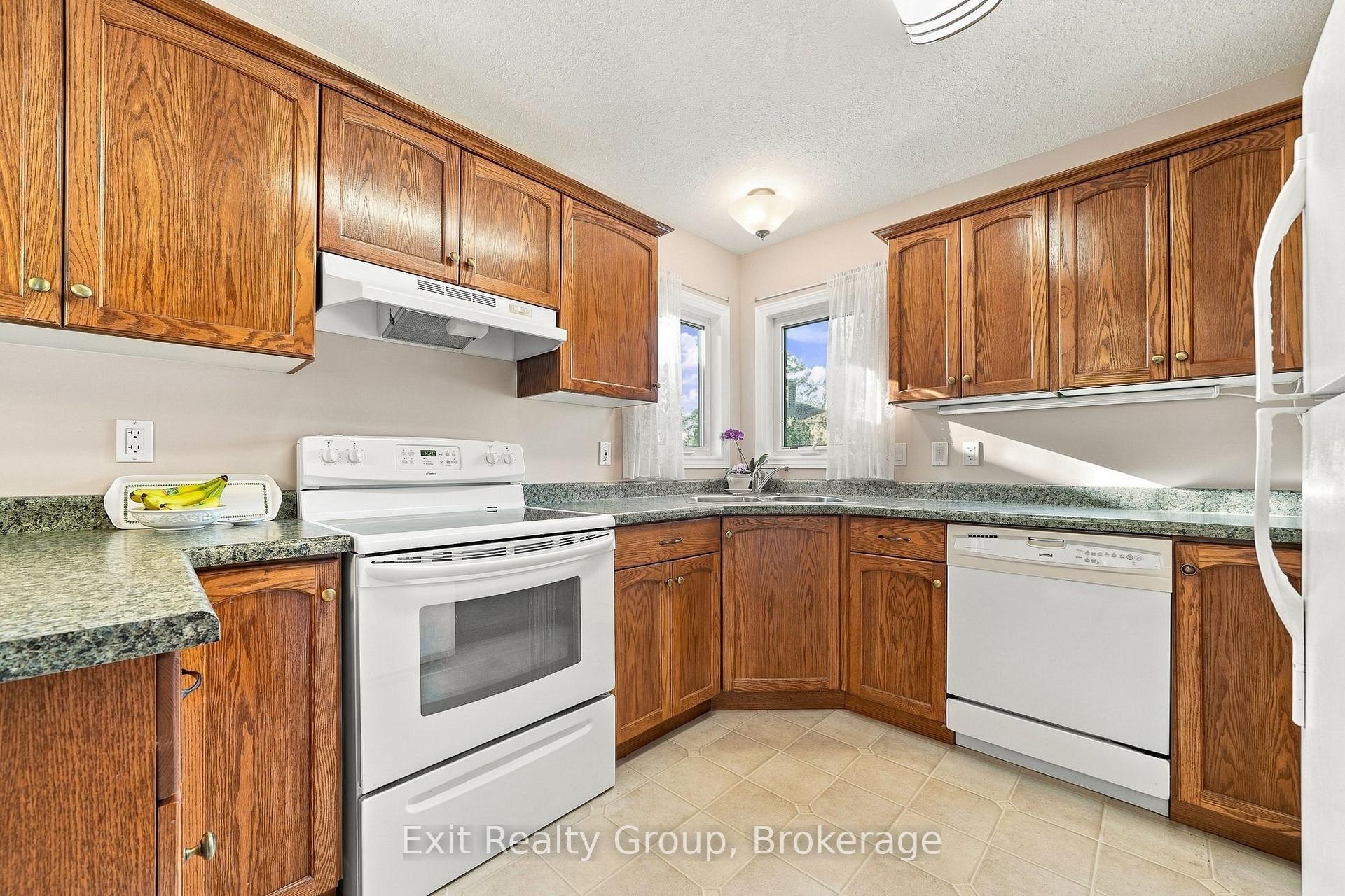 Photo 15 of 17 Aletha Drive, Prince Edward County, Wellington Ward — HOMEH