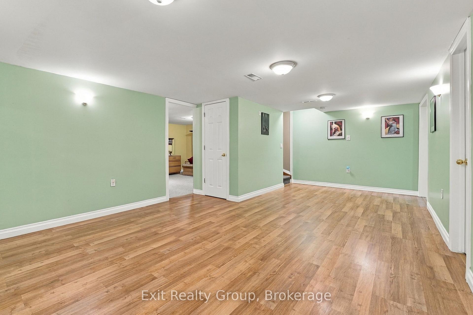 Photo 27 of 17 Aletha Drive, Prince Edward County, Wellington Ward — HOMEH
