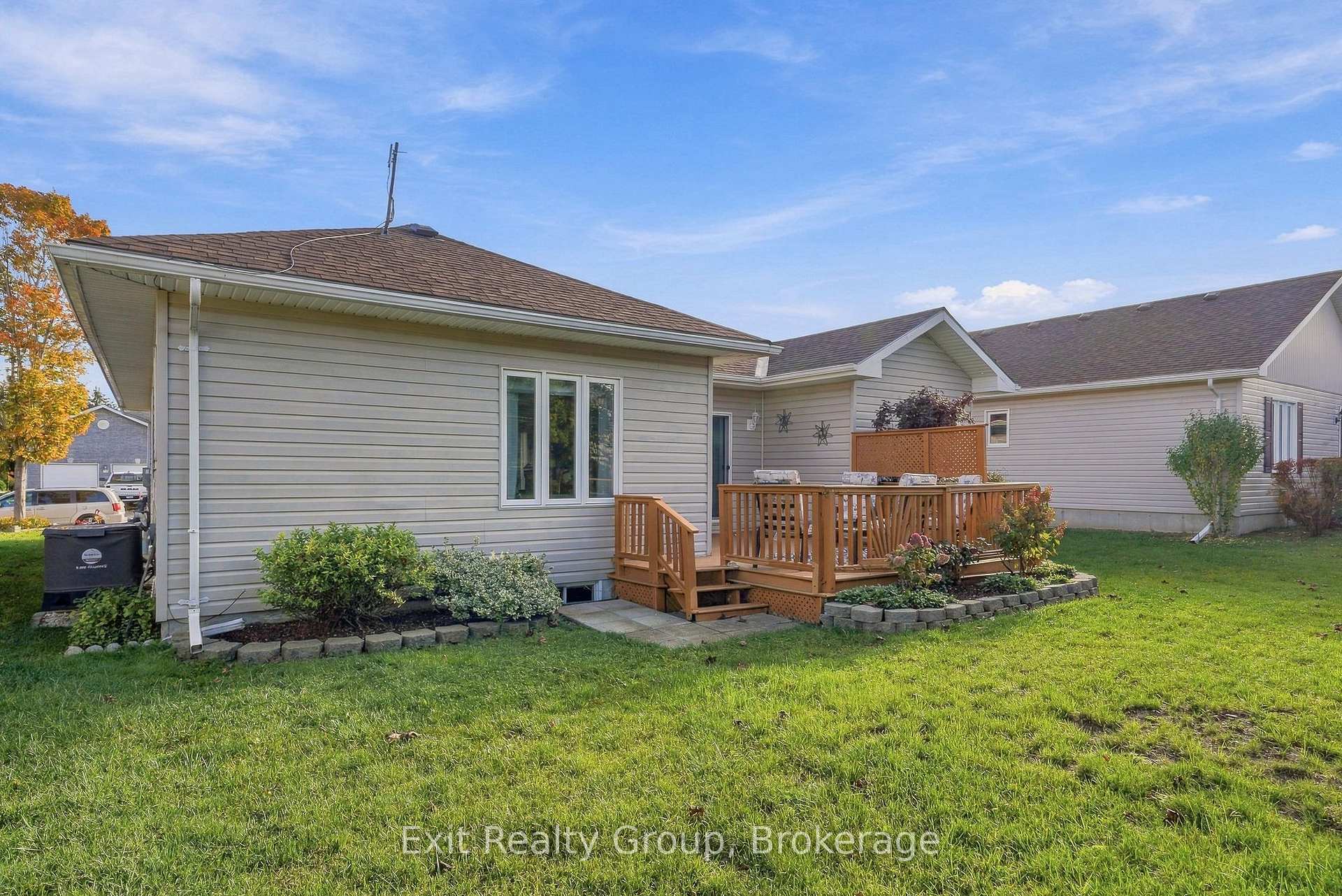 Photo 30 of 17 Aletha Drive, Prince Edward County, Wellington Ward — HOMEH
