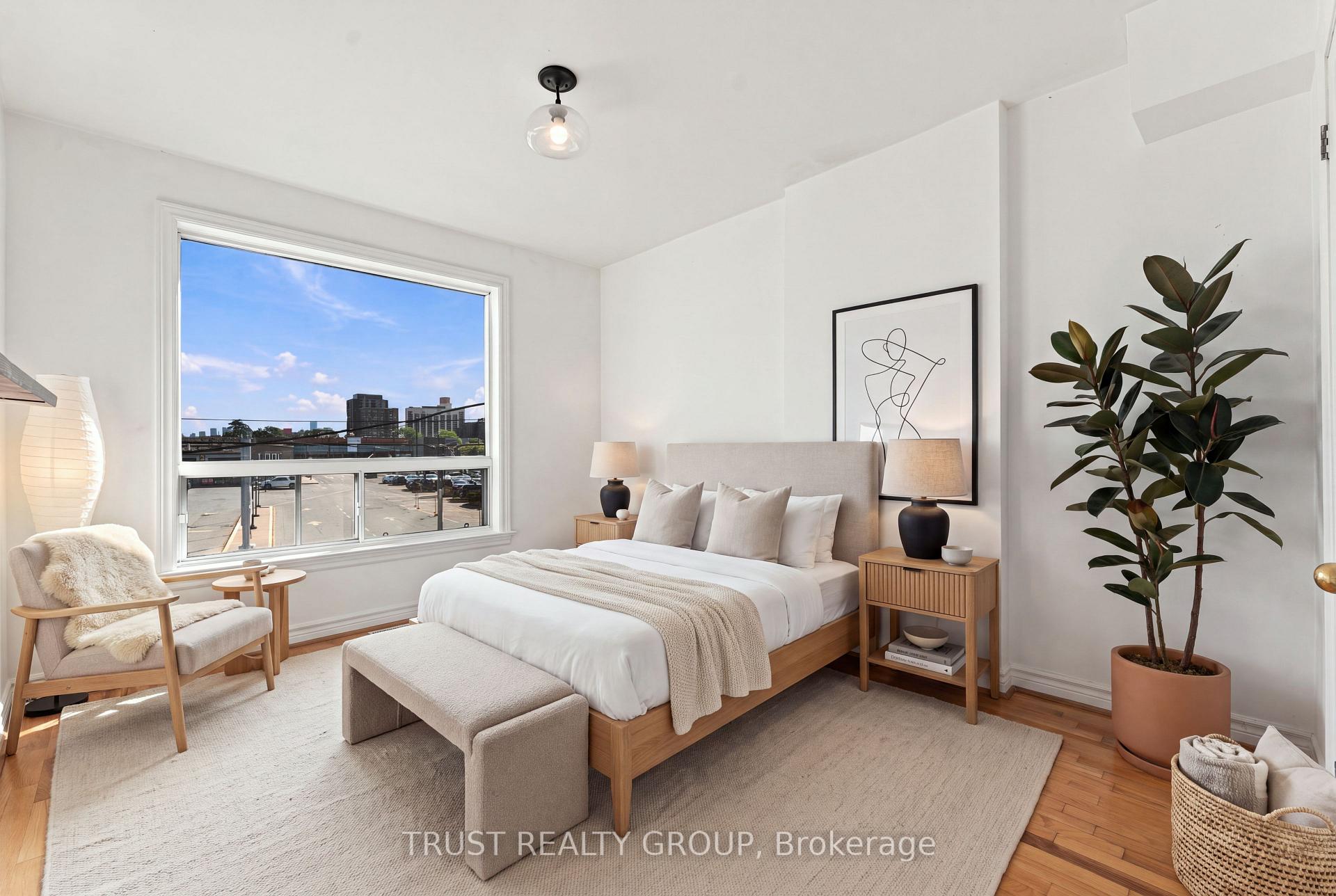 Photo 9 of Unit 2nd & 3rd Floor, 2279 Dundas Street W, Toronto, High Park-Swansea — HOMEH