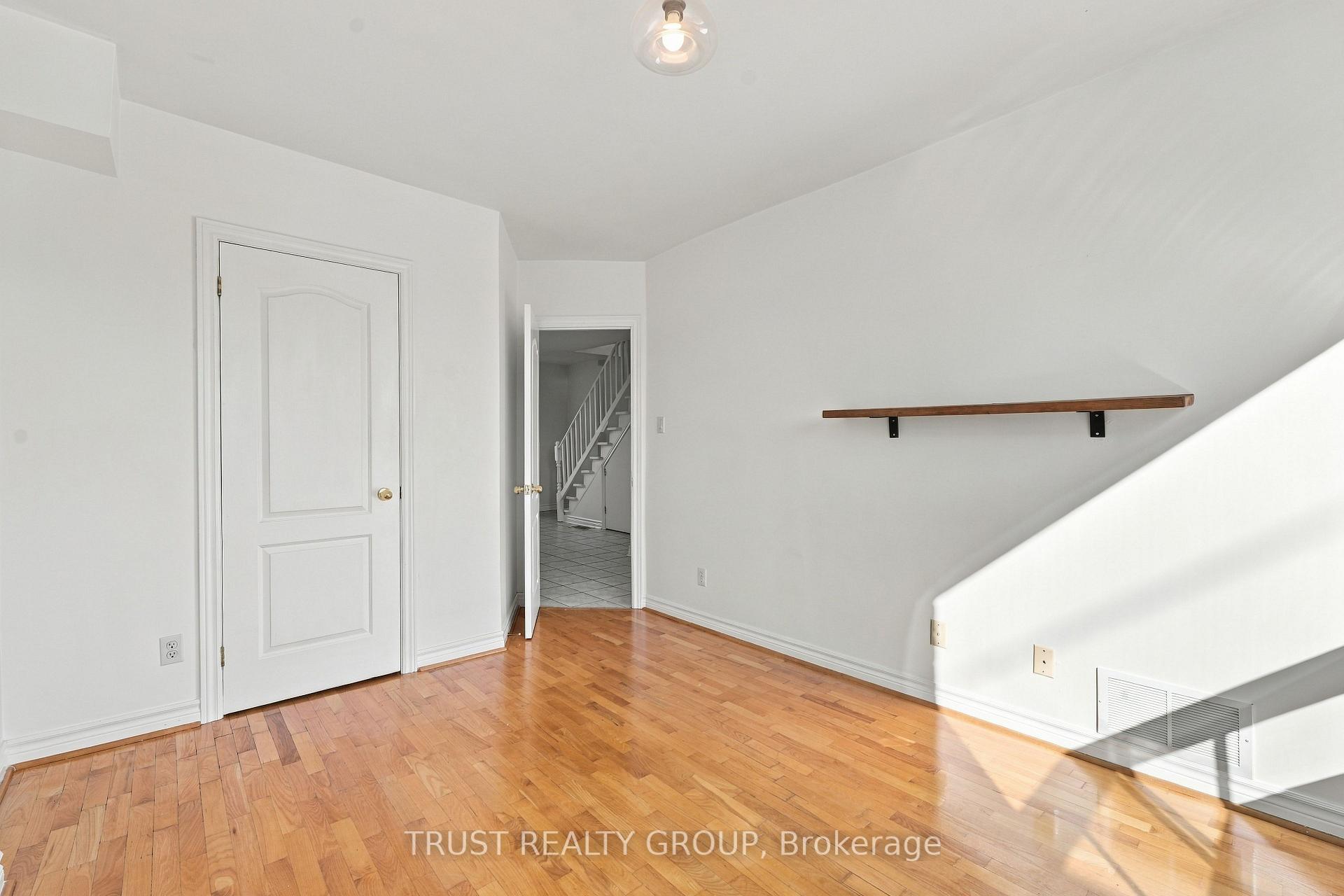 Photo 11 of Unit 2nd & 3rd Floor, 2279 Dundas Street W, Toronto, High Park-Swansea — HOMEH