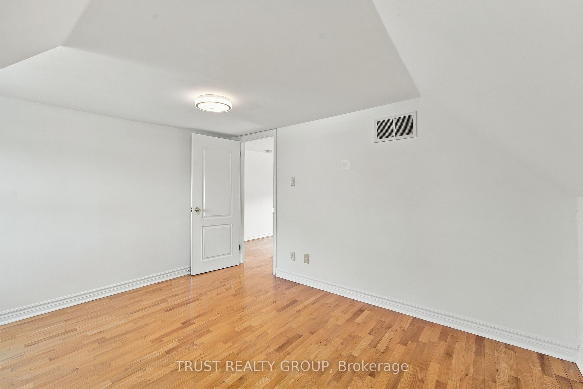 Photo 22 of Unit 2nd & 3rd Floor, 2279 Dundas Street W, Toronto, High Park-Swansea — HOMEH