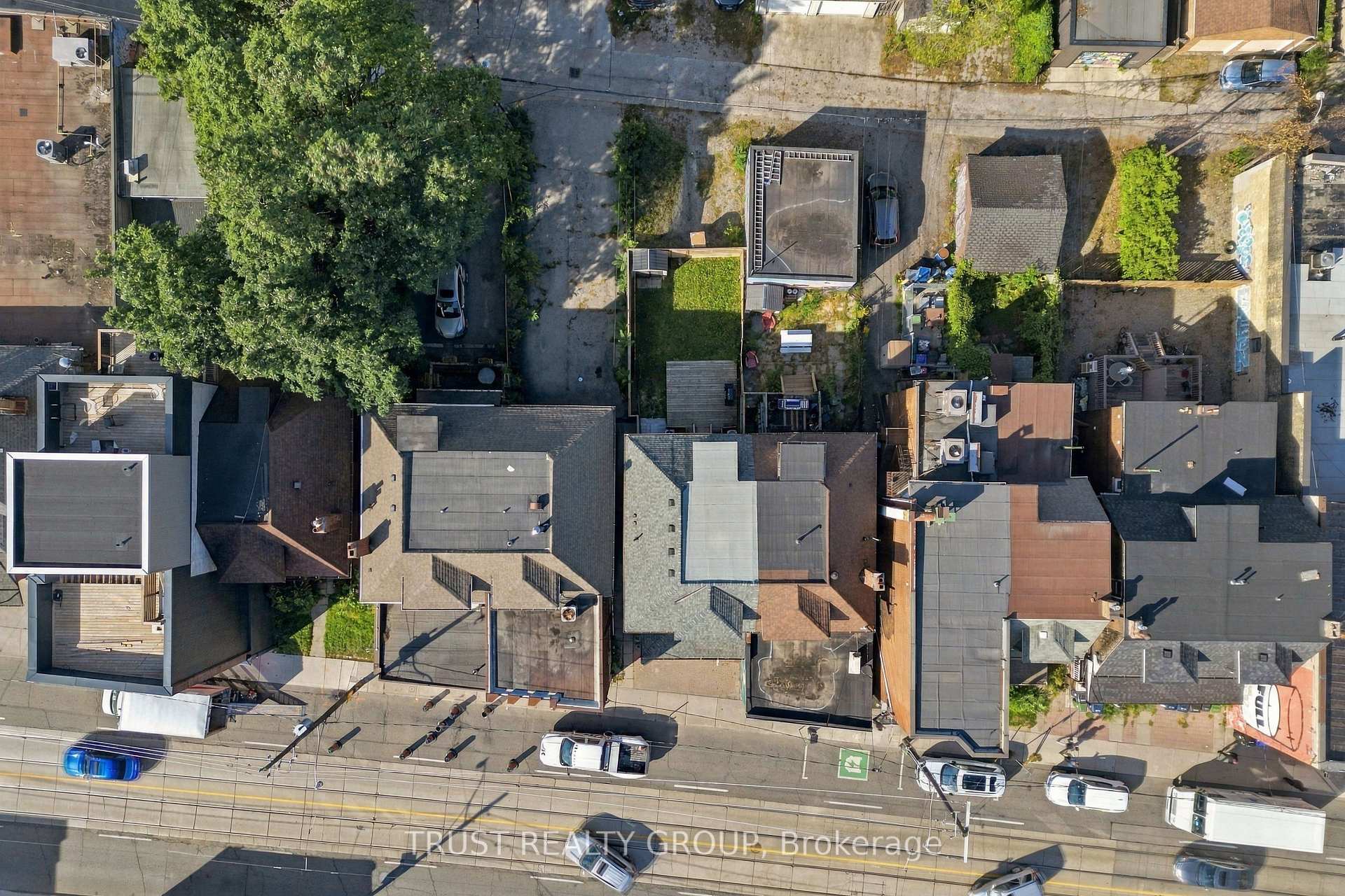 Photo 26 of Unit 2nd & 3rd Floor, 2279 Dundas Street W, Toronto, High Park-Swansea — HOMEH