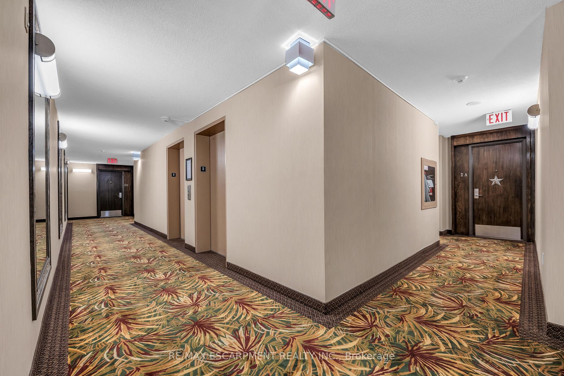 Photo 7 of Unit 203, 67 Caroline Street S, Hamilton, Durand — HOMEH
