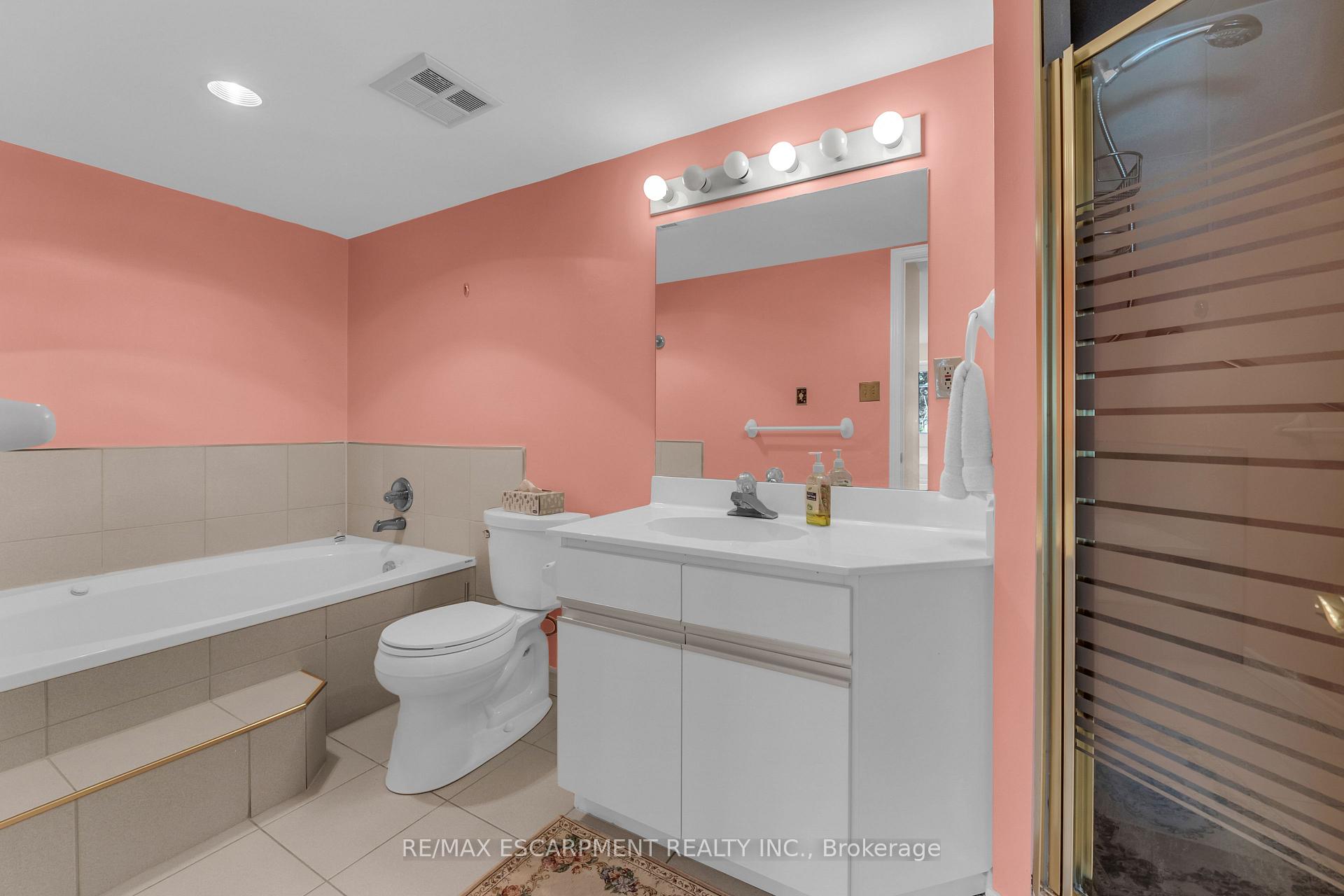 Photo 21 of Unit 203, 67 Caroline Street S, Hamilton, Durand — HOMEH