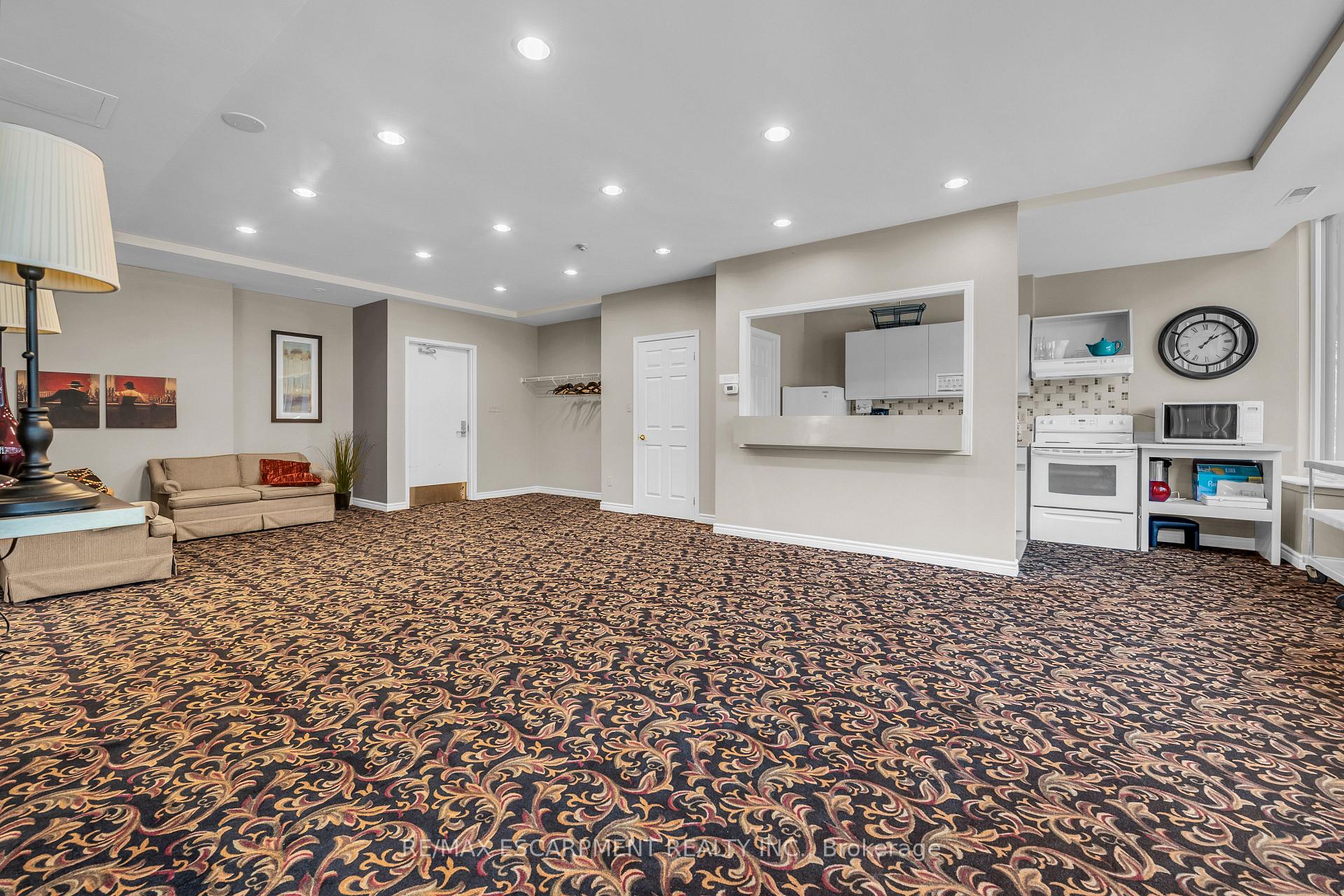 Photo 31 of Unit 203, 67 Caroline Street S, Hamilton, Durand — HOMEH