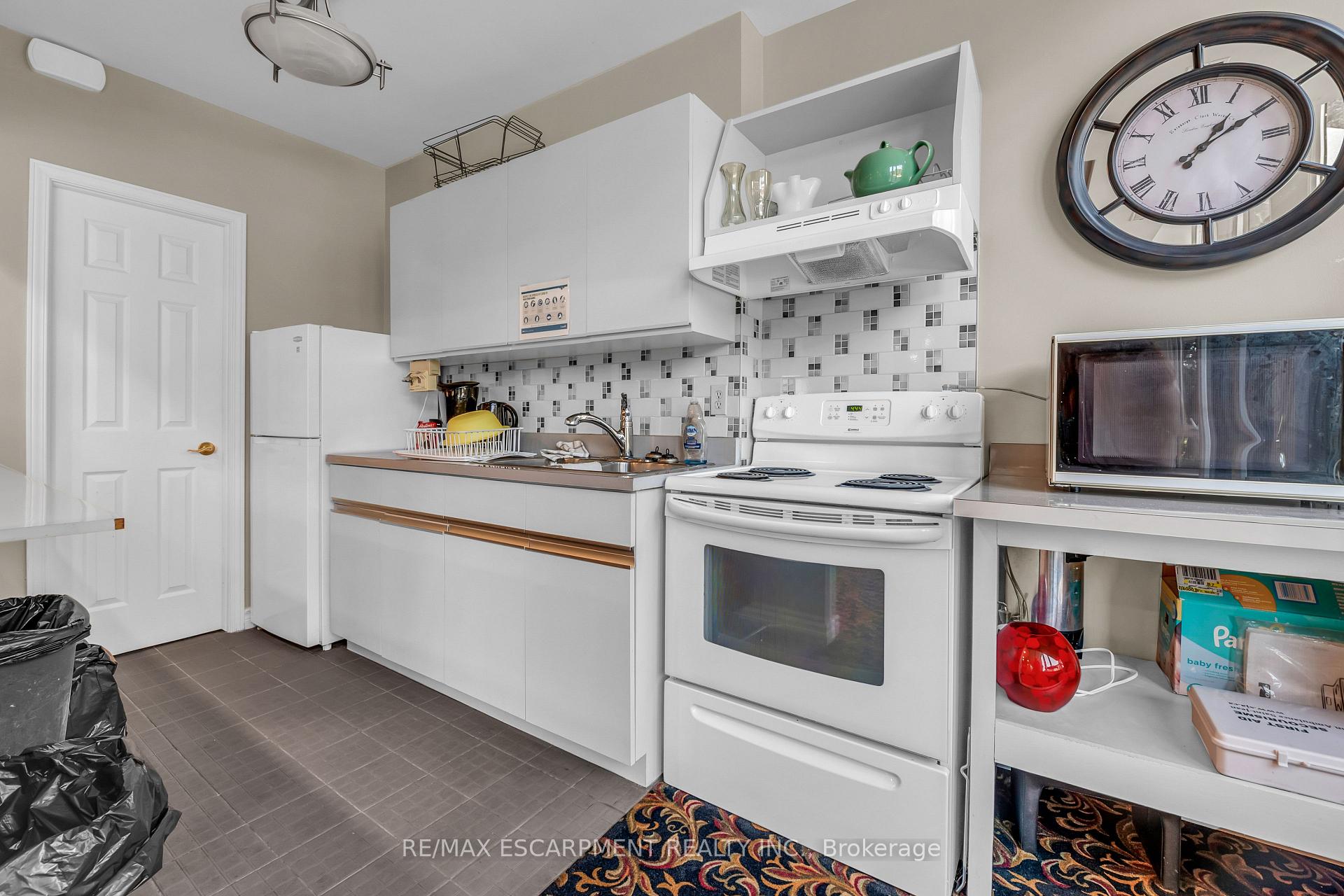 Photo 32 of Unit 203, 67 Caroline Street S, Hamilton, Durand — HOMEH