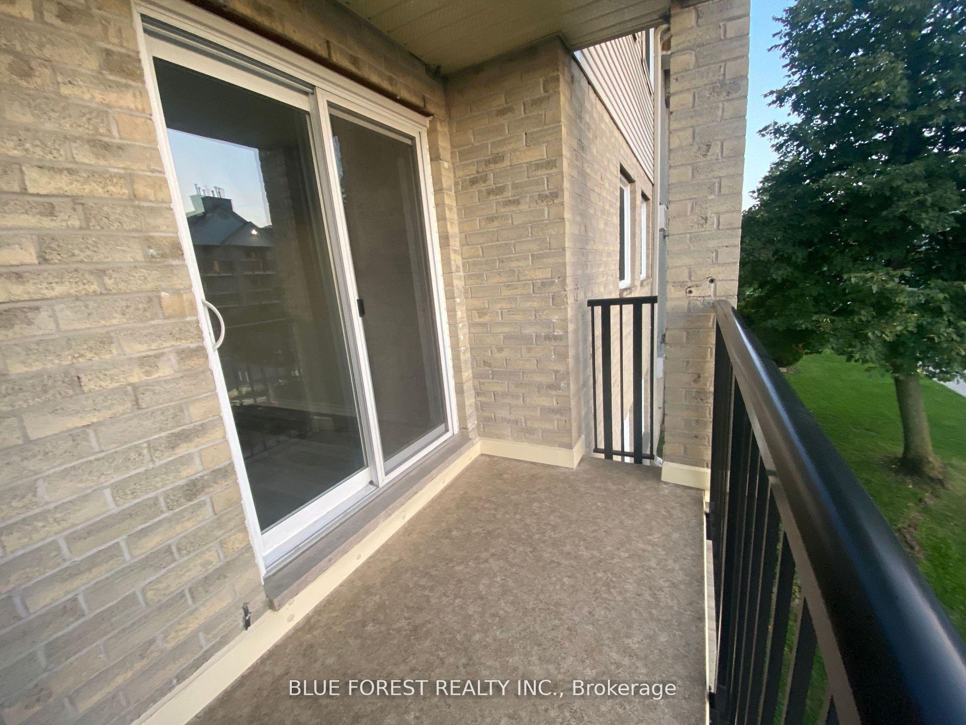 Photo 2 of 737 201 Crescent, London, South T — HOMEH