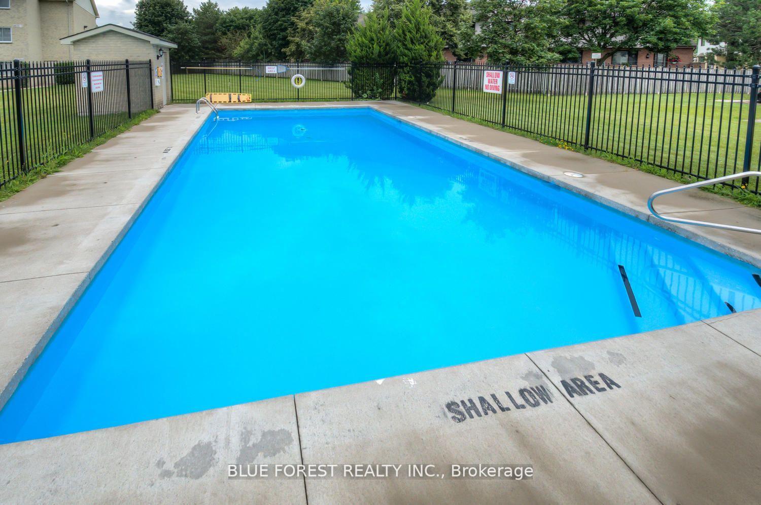 Photo 4 of 737 201 Crescent, London, South T — HOMEH