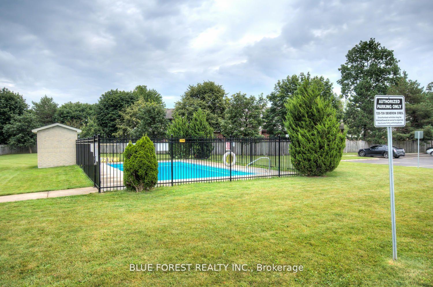 Photo 17 of 737 201 Crescent, London, South T — HOMEH