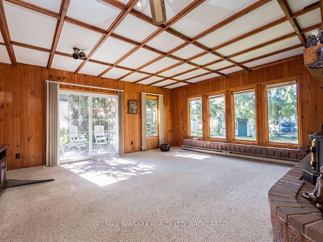 Photo 9 of 29 Runnymede Road, Port Colborne, Main Street — HOMEH