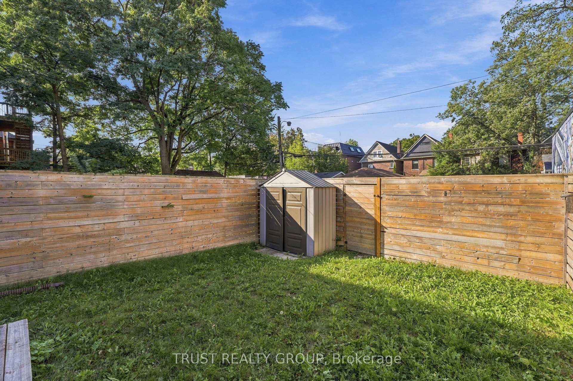Photo 25 of Unit Main & Basement, 2279 Dundas Street W, Toronto, High Park-Swansea — HOMEH