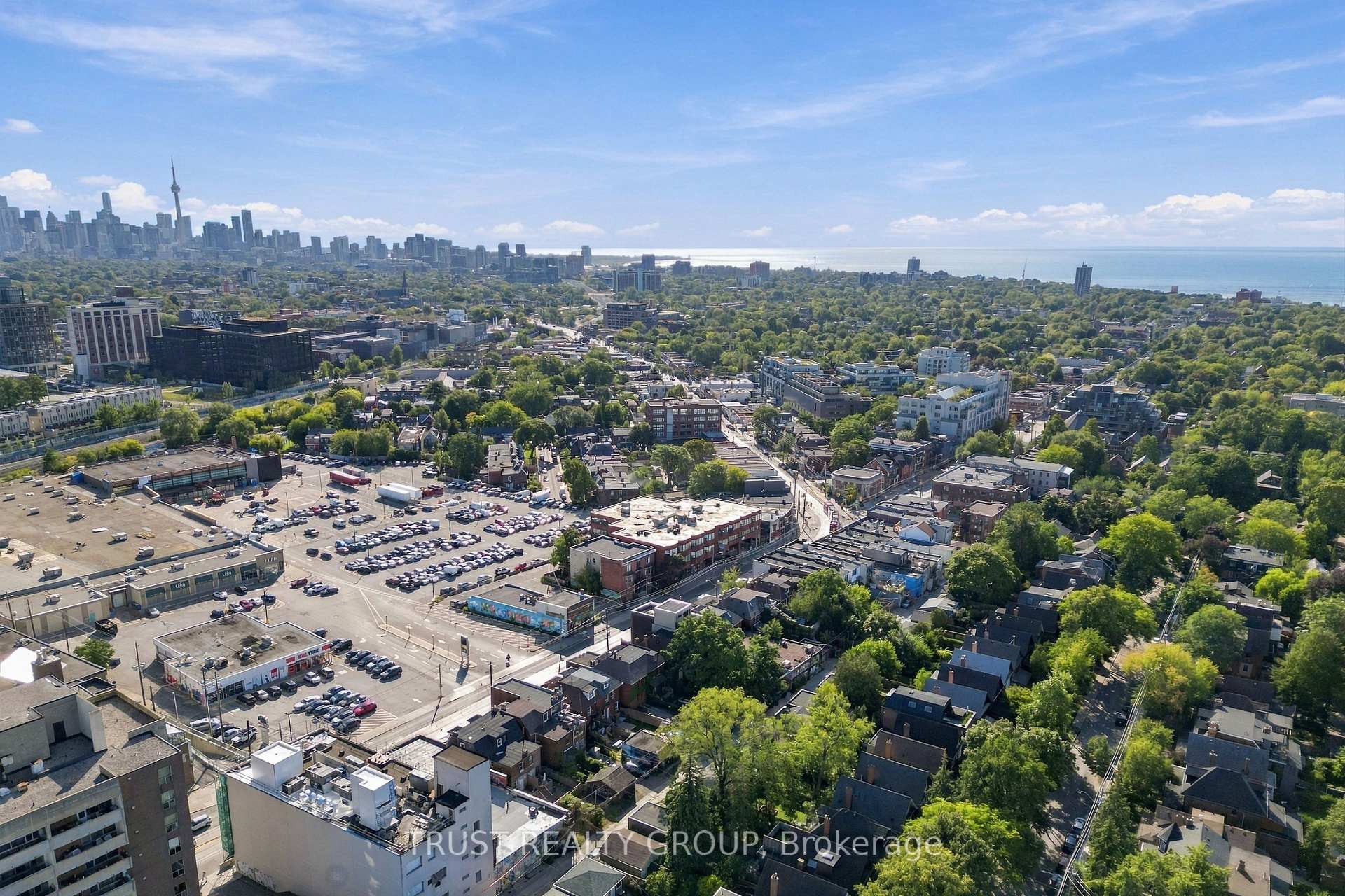 Photo 29 of Unit Main & Basement, 2279 Dundas Street W, Toronto, High Park-Swansea — HOMEH