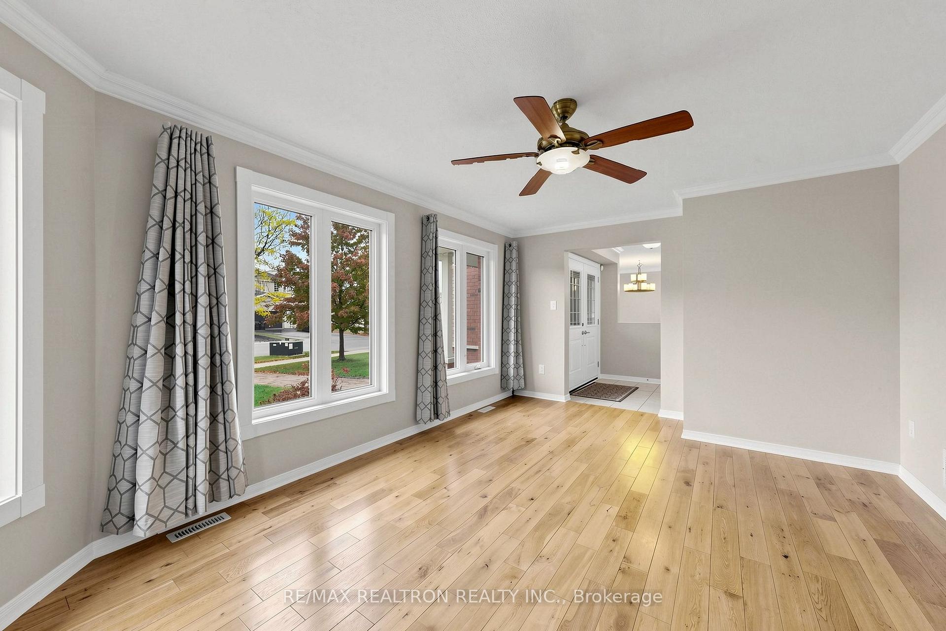 Photo 11 of 47 Birchwood Drive, Barrie, East Bayfield — HOMEH
