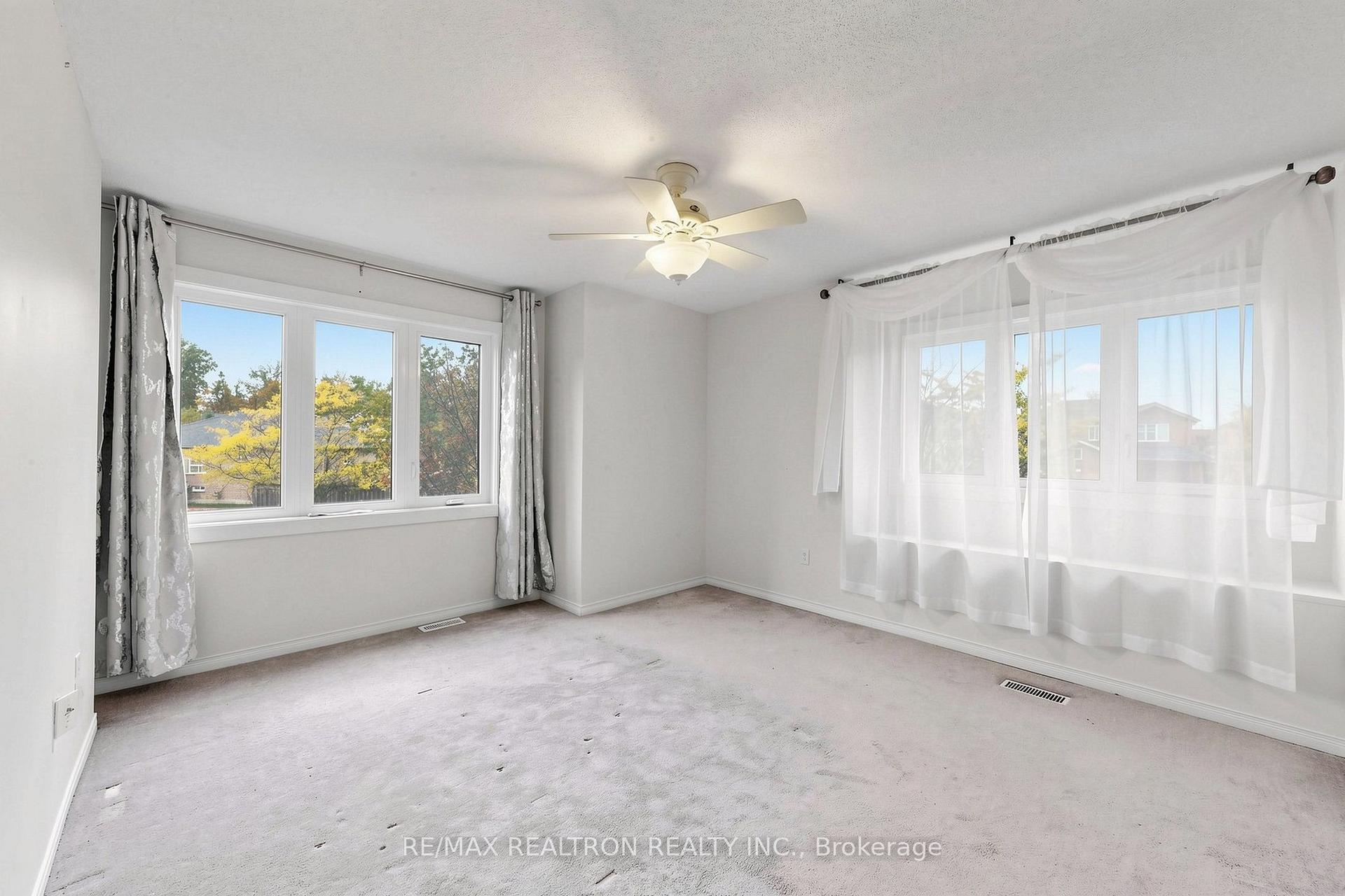 Photo 33 of 47 Birchwood Drive, Barrie, East Bayfield — HOMEH