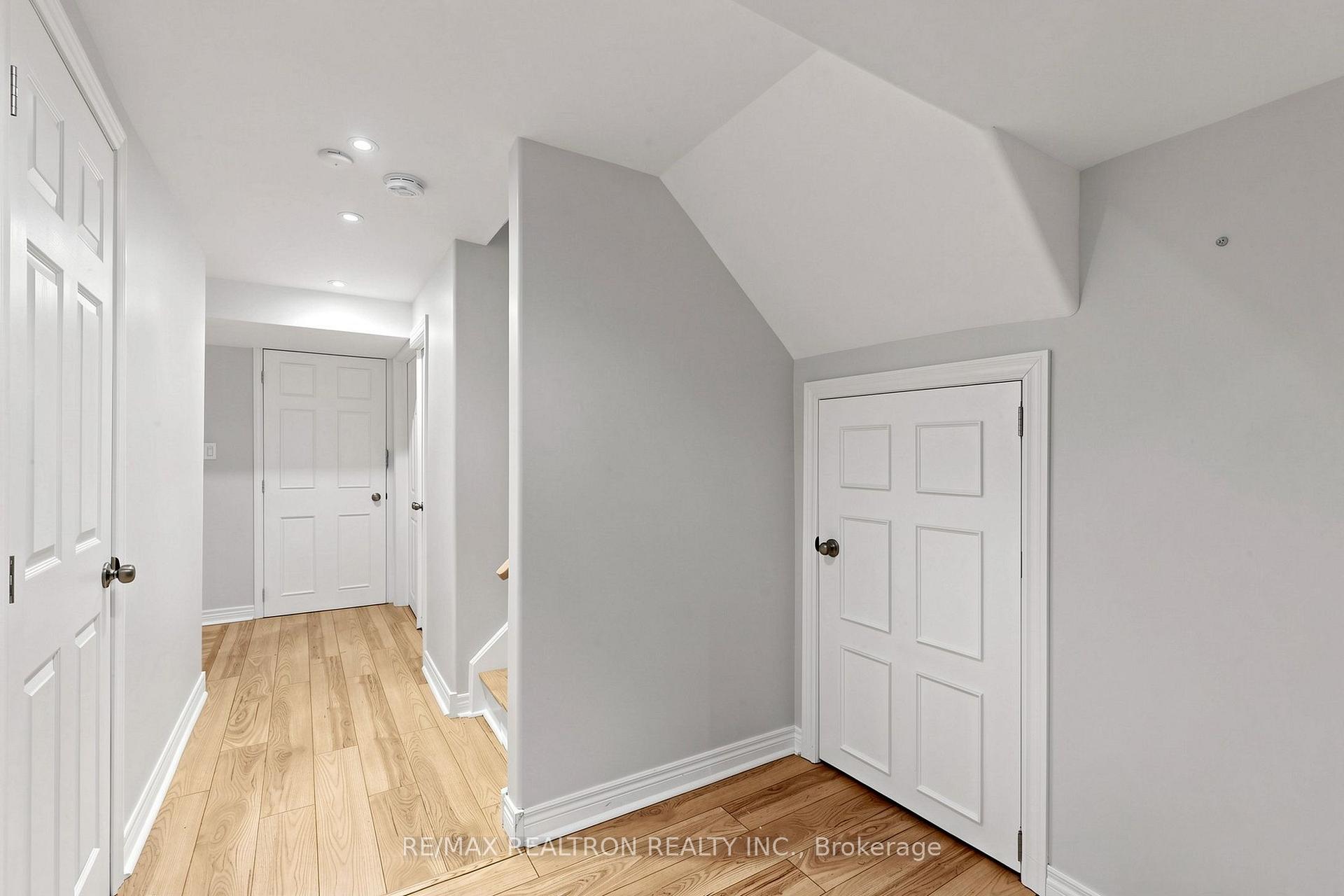 Photo 38 of 47 Birchwood Drive, Barrie, East Bayfield — HOMEH