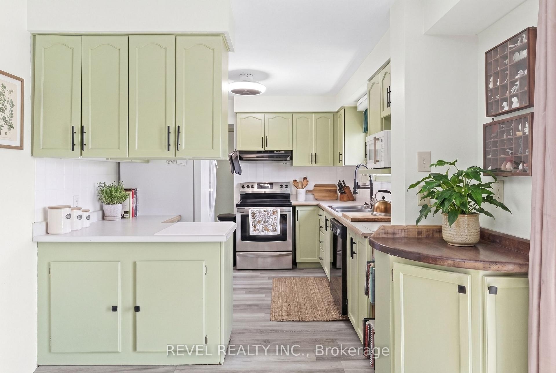 Photo 6 of 1038 Cresswell Road, Kawartha Lakes, Mariposa — HOMEH