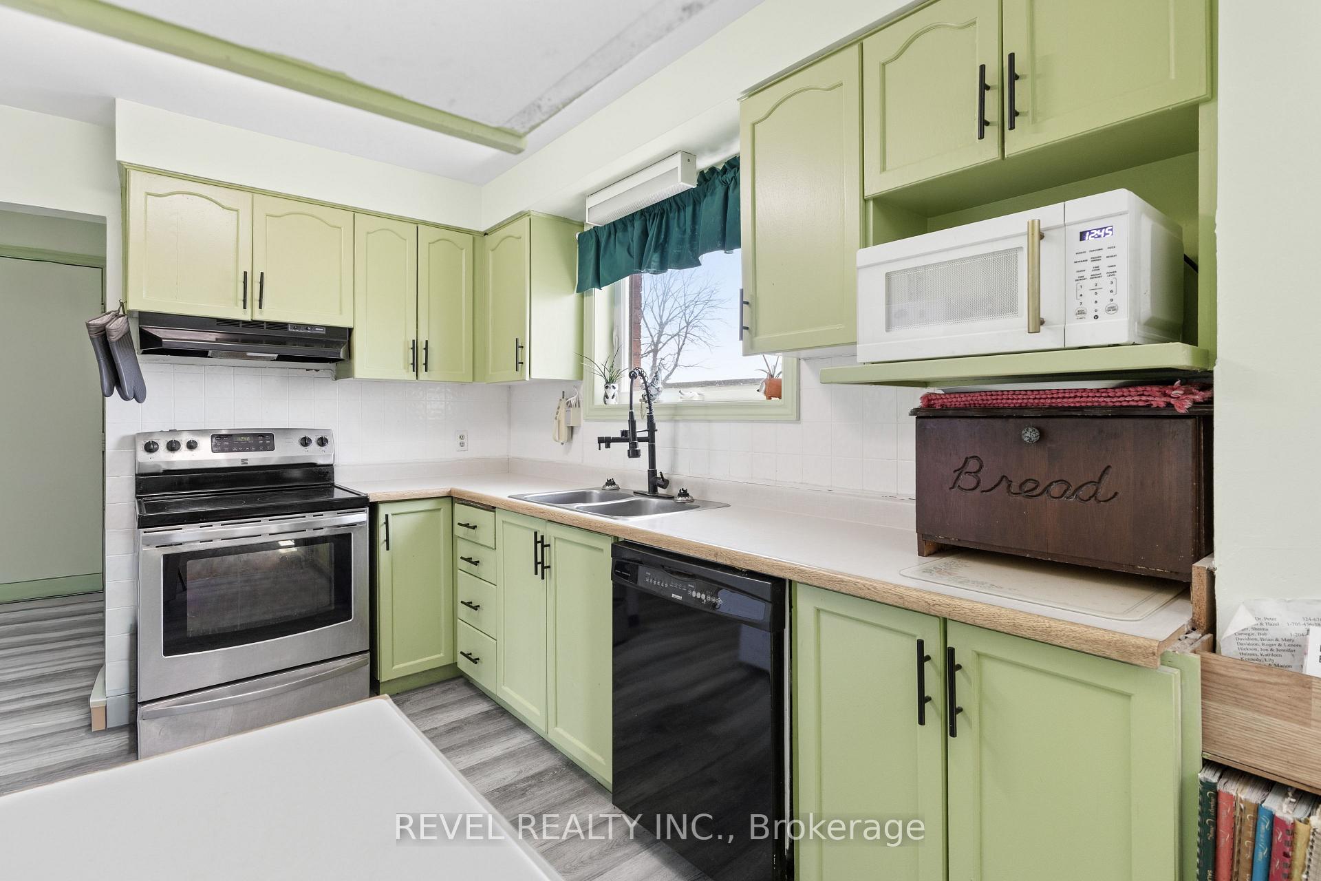 Photo 8 of 1038 Cresswell Road, Kawartha Lakes, Mariposa — HOMEH