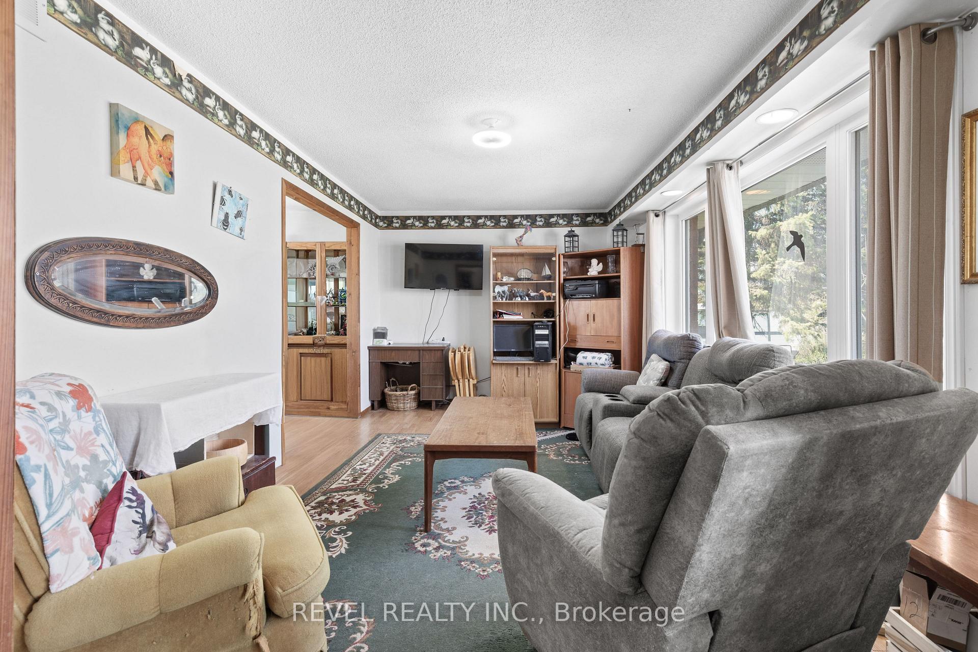 Photo 17 of 1038 Cresswell Road, Kawartha Lakes, Mariposa — HOMEH