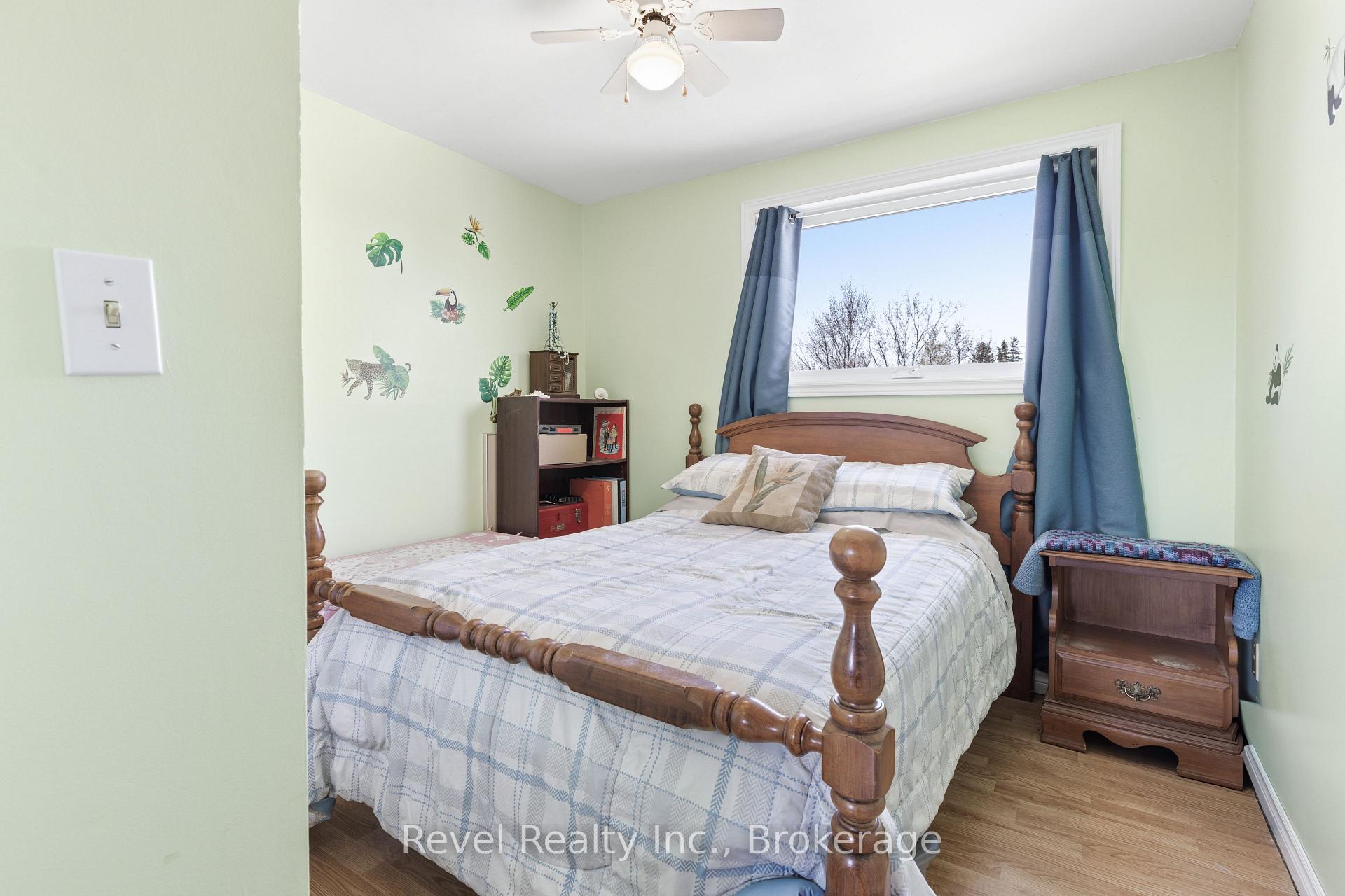 Photo 21 of 1038 Cresswell Road, Kawartha Lakes, Mariposa — HOMEH