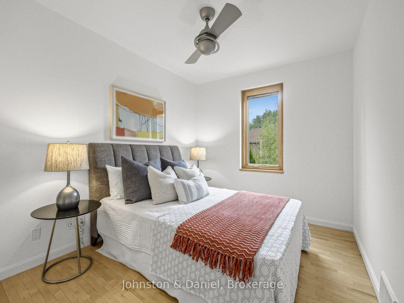 Photo 16 of 1810 Dundas Street E, Toronto, Greenwood-Coxwell — HOMEH