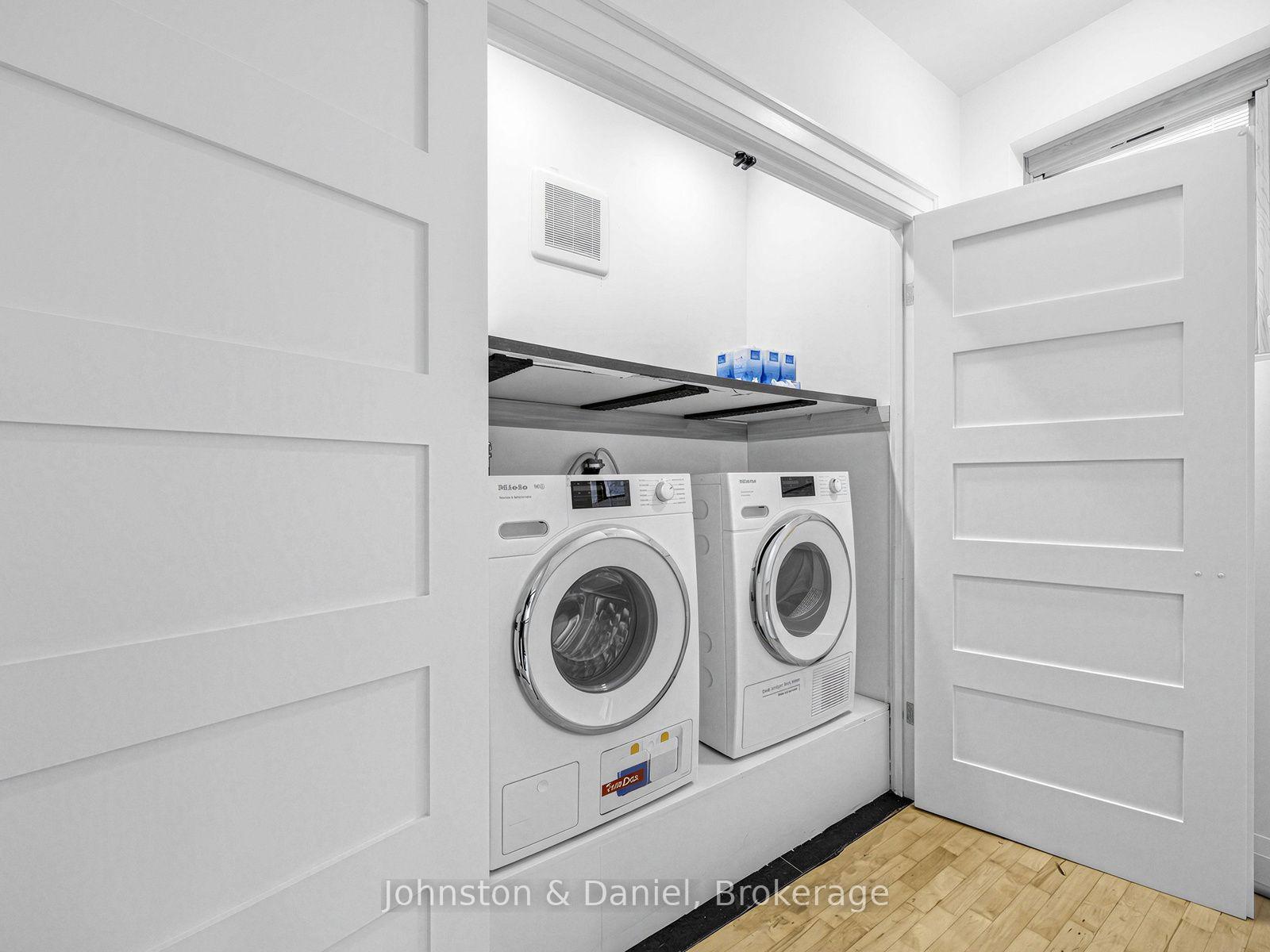 Photo 17 of 1810 Dundas Street E, Toronto, Greenwood-Coxwell — HOMEH