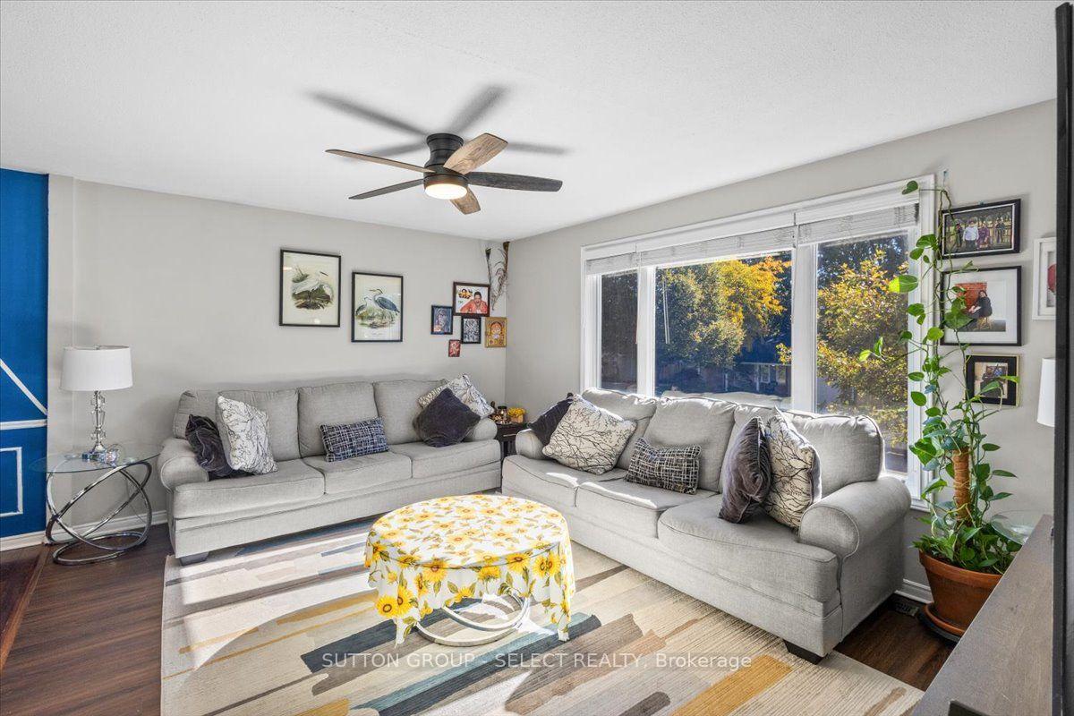 Photo 5 of 73 Gablewood Crescent, London, North F — HOMEH