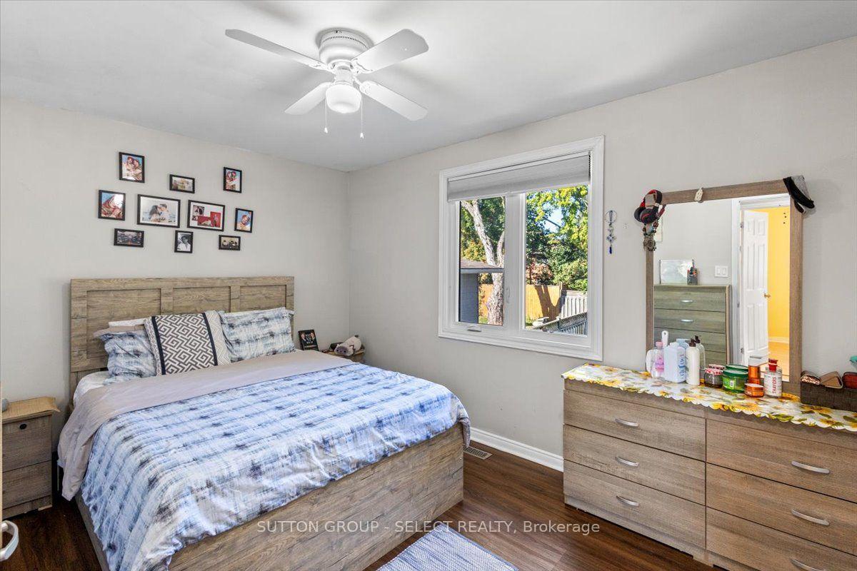 Photo 14 of 73 Gablewood Crescent, London, North F — HOMEH