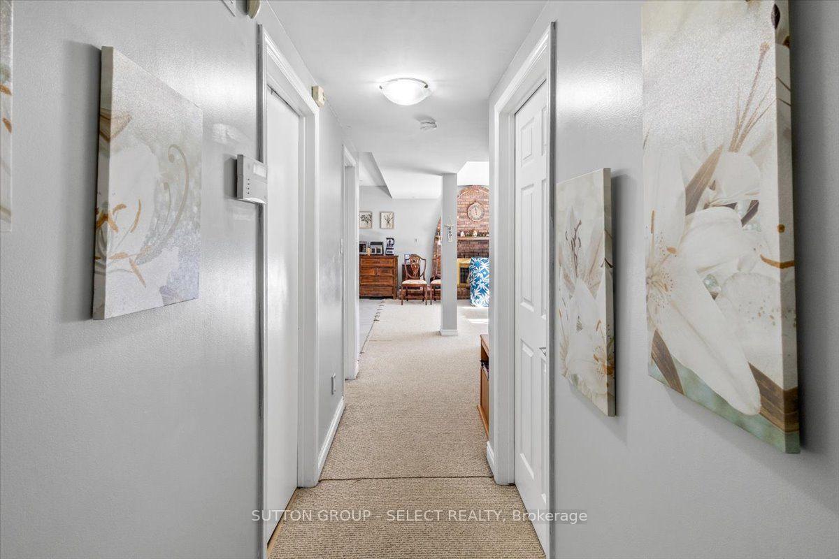 Photo 17 of 73 Gablewood Crescent, London, North F — HOMEH