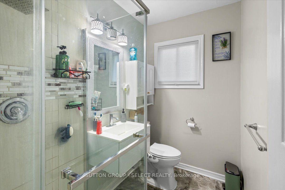 Photo 19 of 73 Gablewood Crescent, London, North F — HOMEH