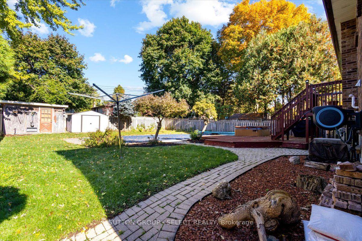 Photo 23 of 73 Gablewood Crescent, London, North F — HOMEH