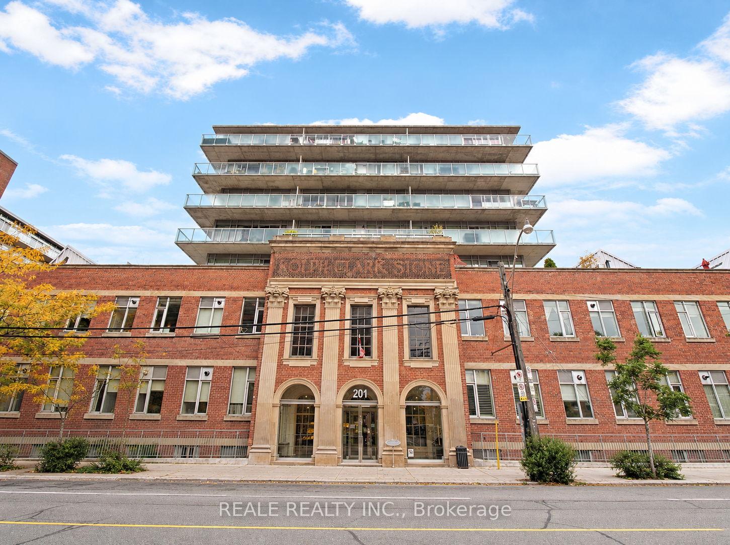 Photo of Unit 802, 201 Carlaw Avenue