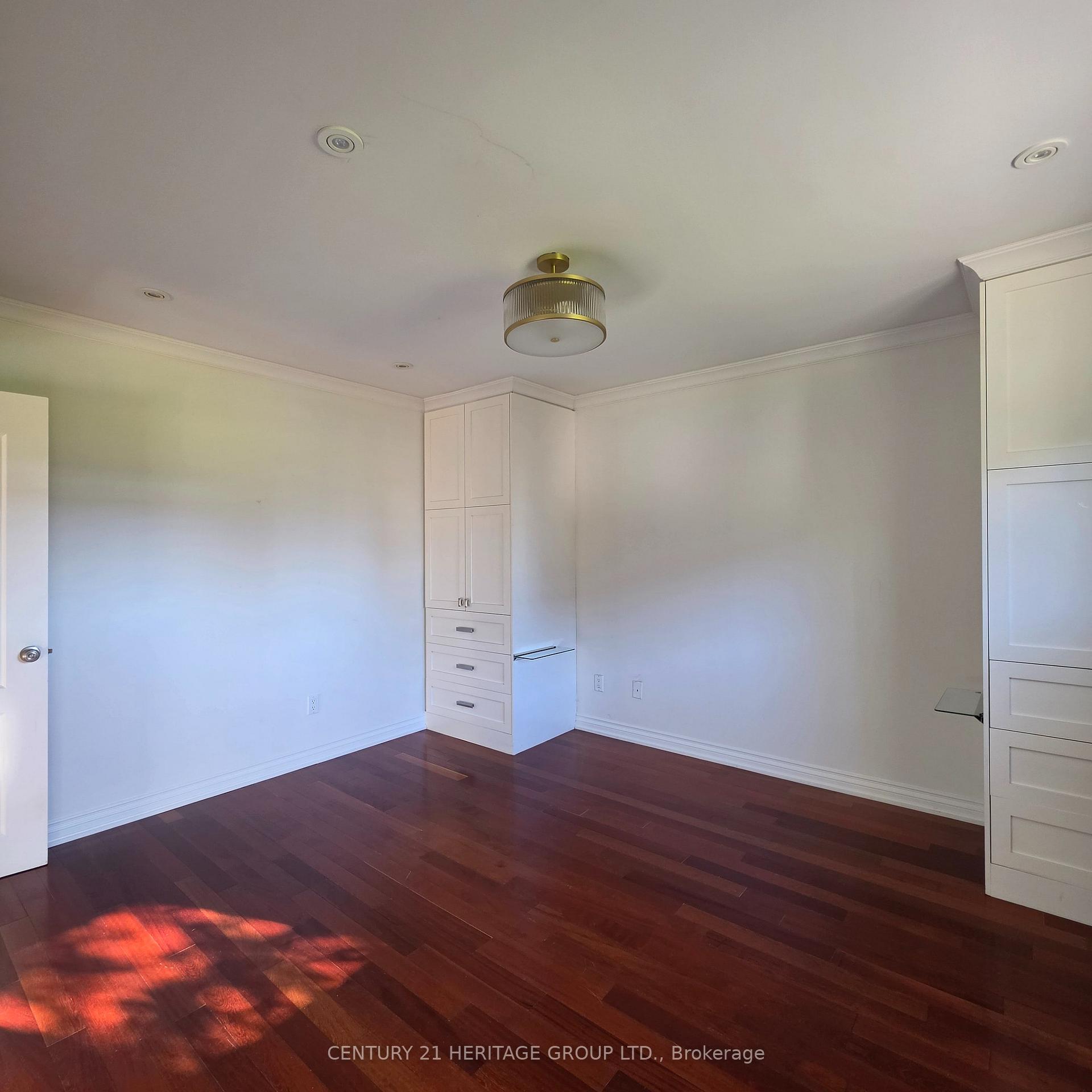 Photo 16 of 42 Fred Valley Drive, Markham, Unionville — HOMEH