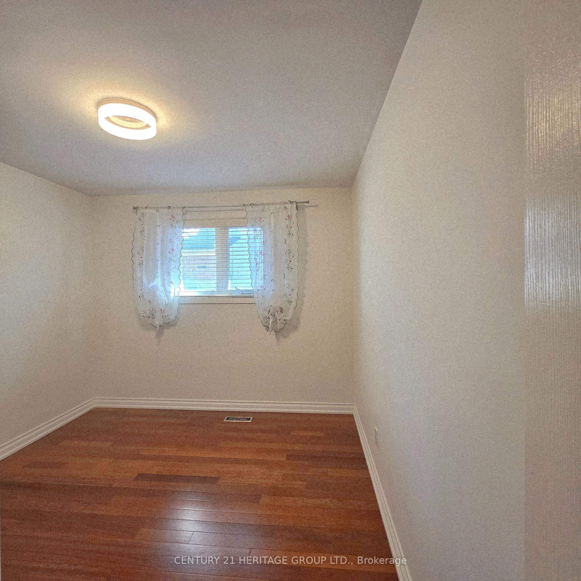 Photo 30 of 42 Fred Valley Drive, Markham, Unionville — HOMEH