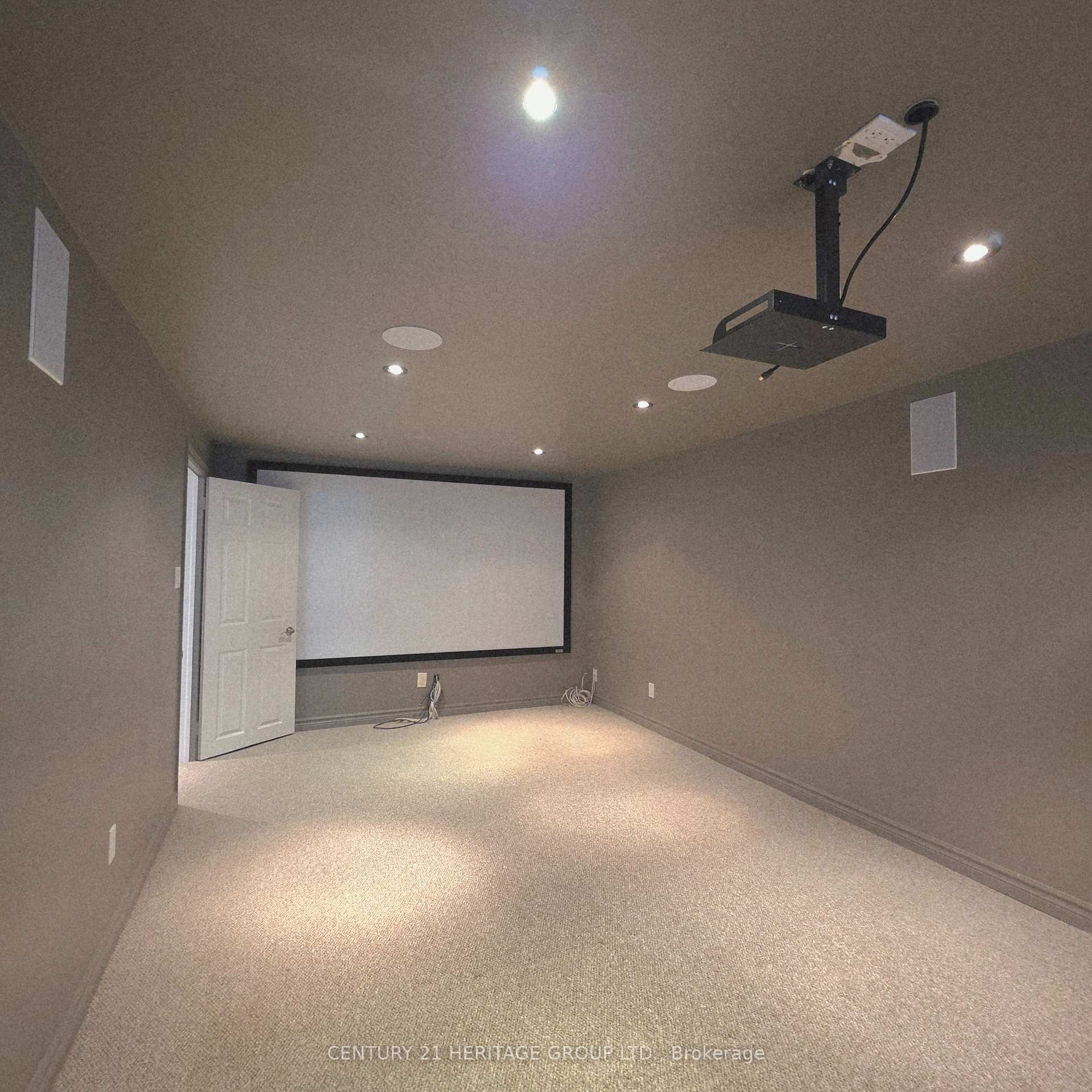 Photo 43 of 42 Fred Valley Drive, Markham, Unionville — HOMEH