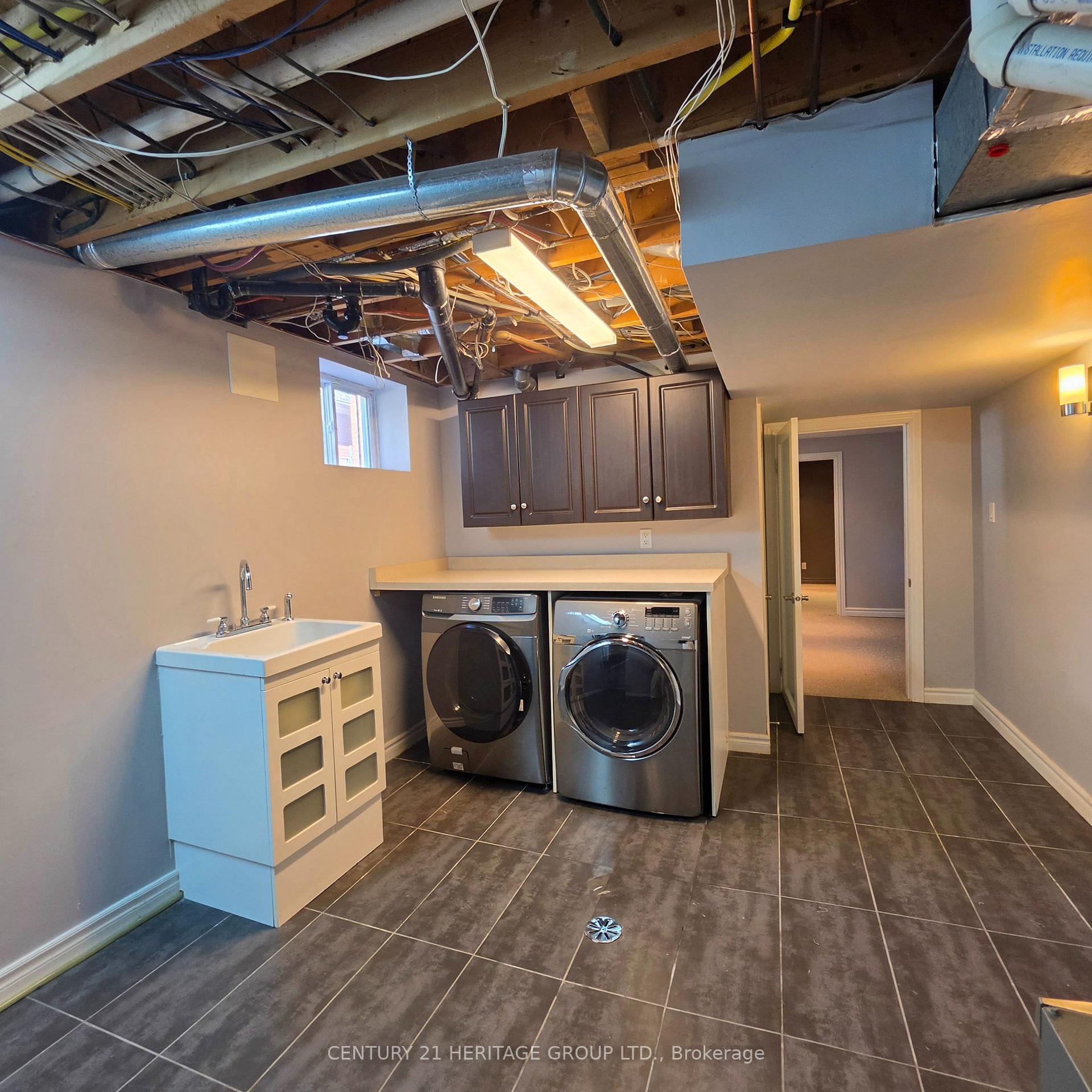 Photo 52 of 42 Fred Valley Drive, Markham, Unionville — HOMEH