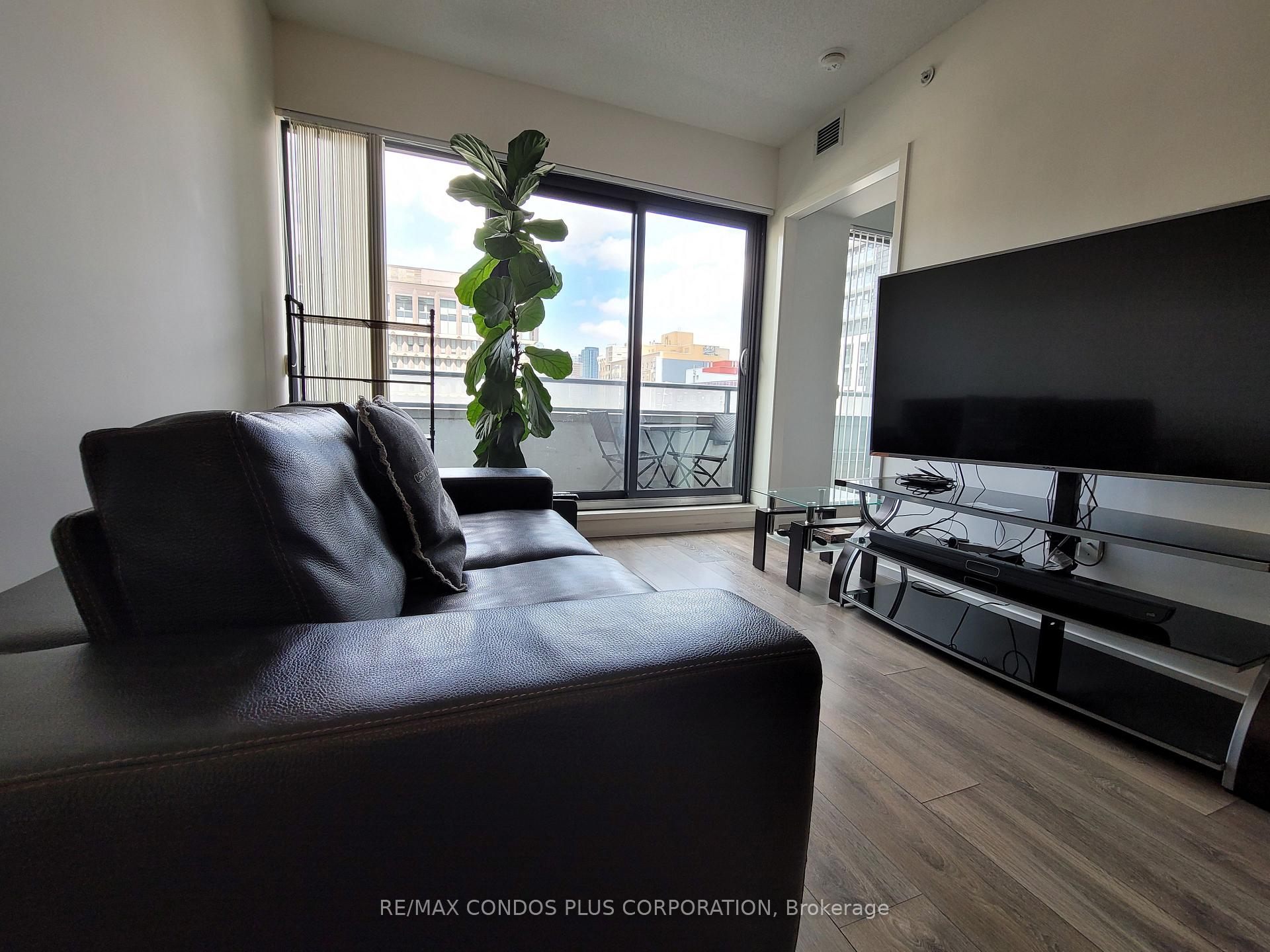Photo 3 of Unit 710, 159 Dundas Street E, Toronto, Church-Yonge Corridor — HOMEH