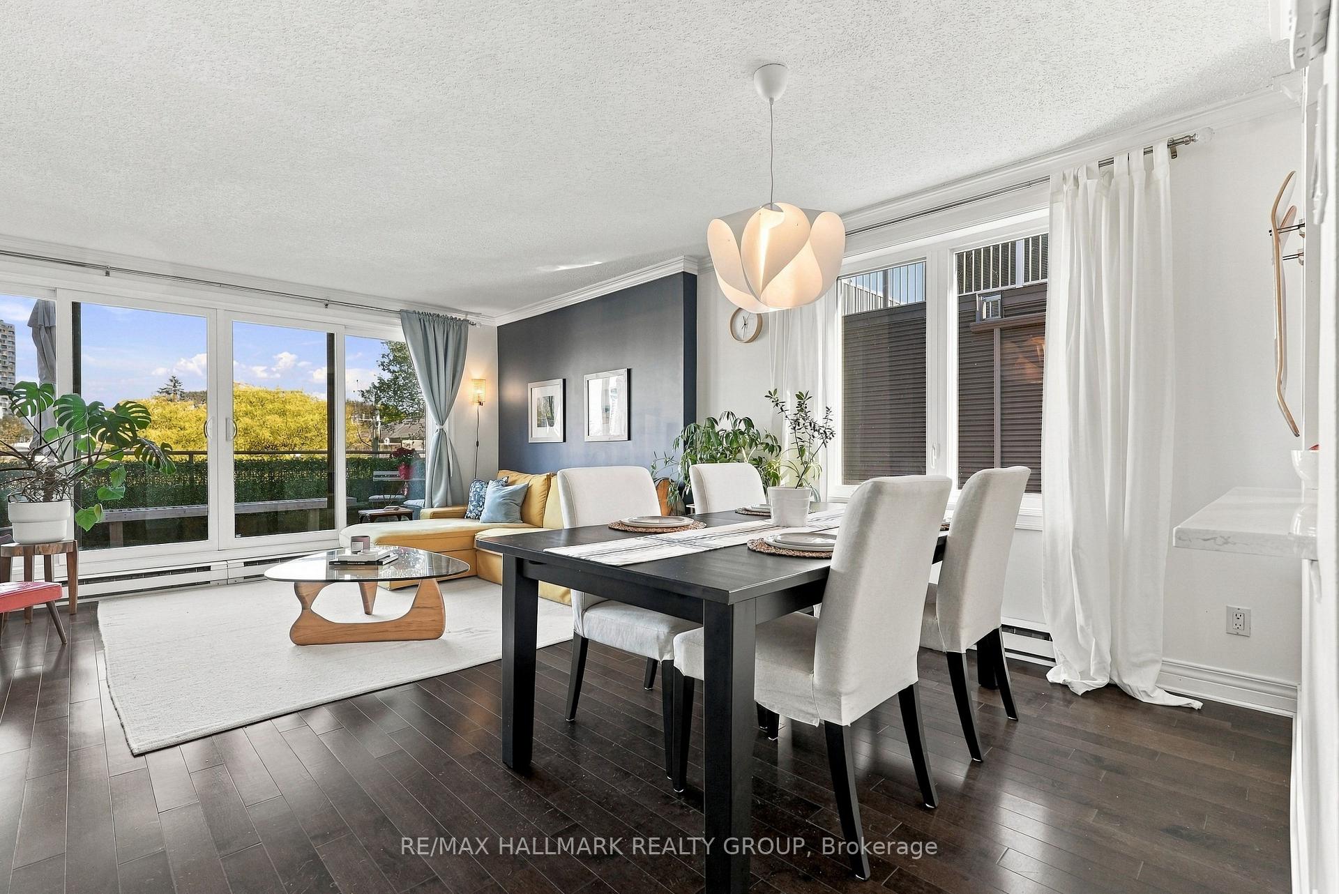 Photo 11 of Unit 401, 959 North River Road, Ottawa, Overbrook — HOMEH