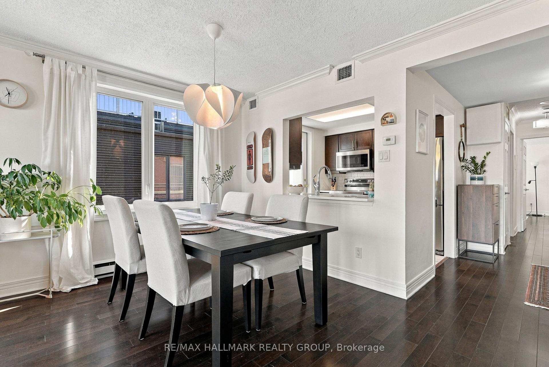 Photo 12 of Unit 401, 959 North River Road, Ottawa, Overbrook — HOMEH