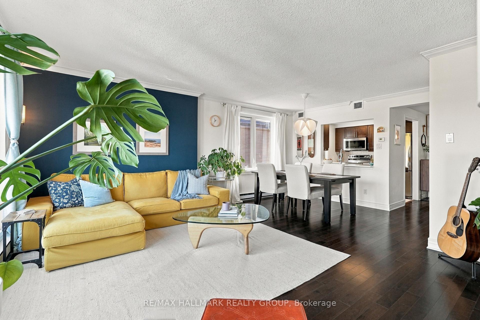 Photo 16 of Unit 401, 959 North River Road, Ottawa, Overbrook — HOMEH