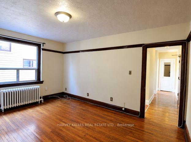 Photo 5 of Unit 7, 2220 Queen Street E, Toronto, The Beaches — HOMEH