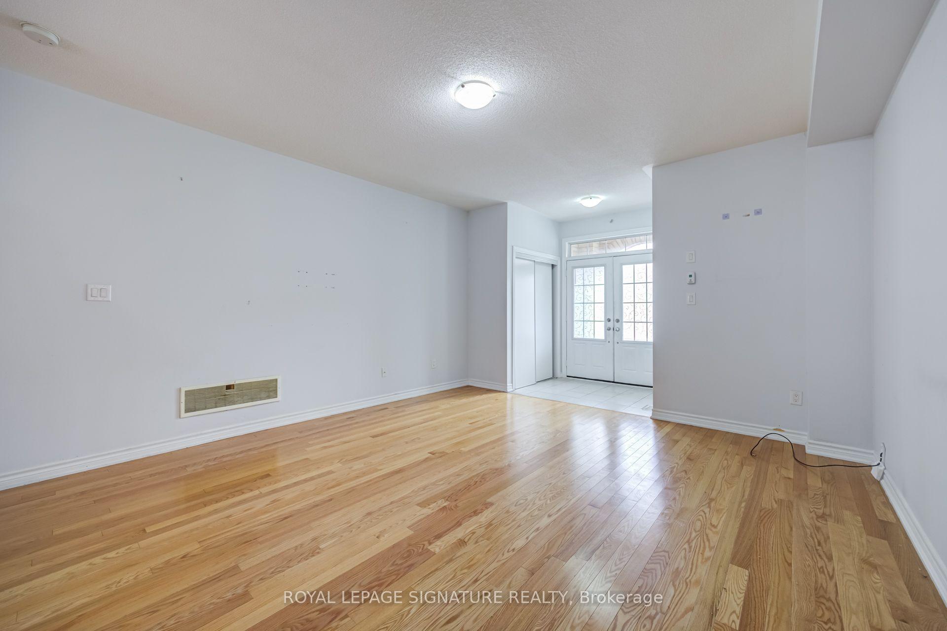 Photo 10 of Unit (Upper), 42 Daden Oaks Drive, Brampton, Bram East — HOMEH