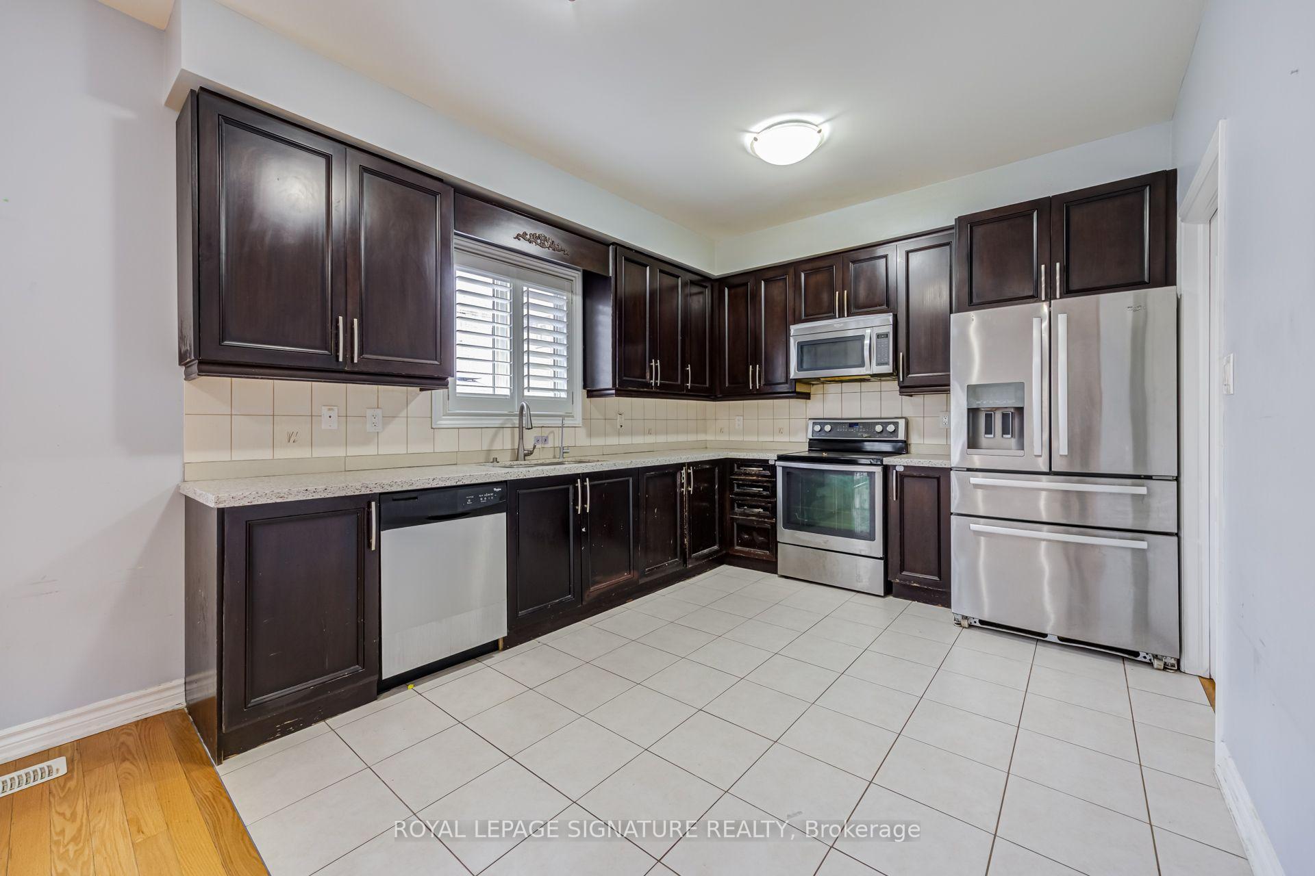 Photo 16 of Unit (Upper), 42 Daden Oaks Drive, Brampton, Bram East — HOMEH