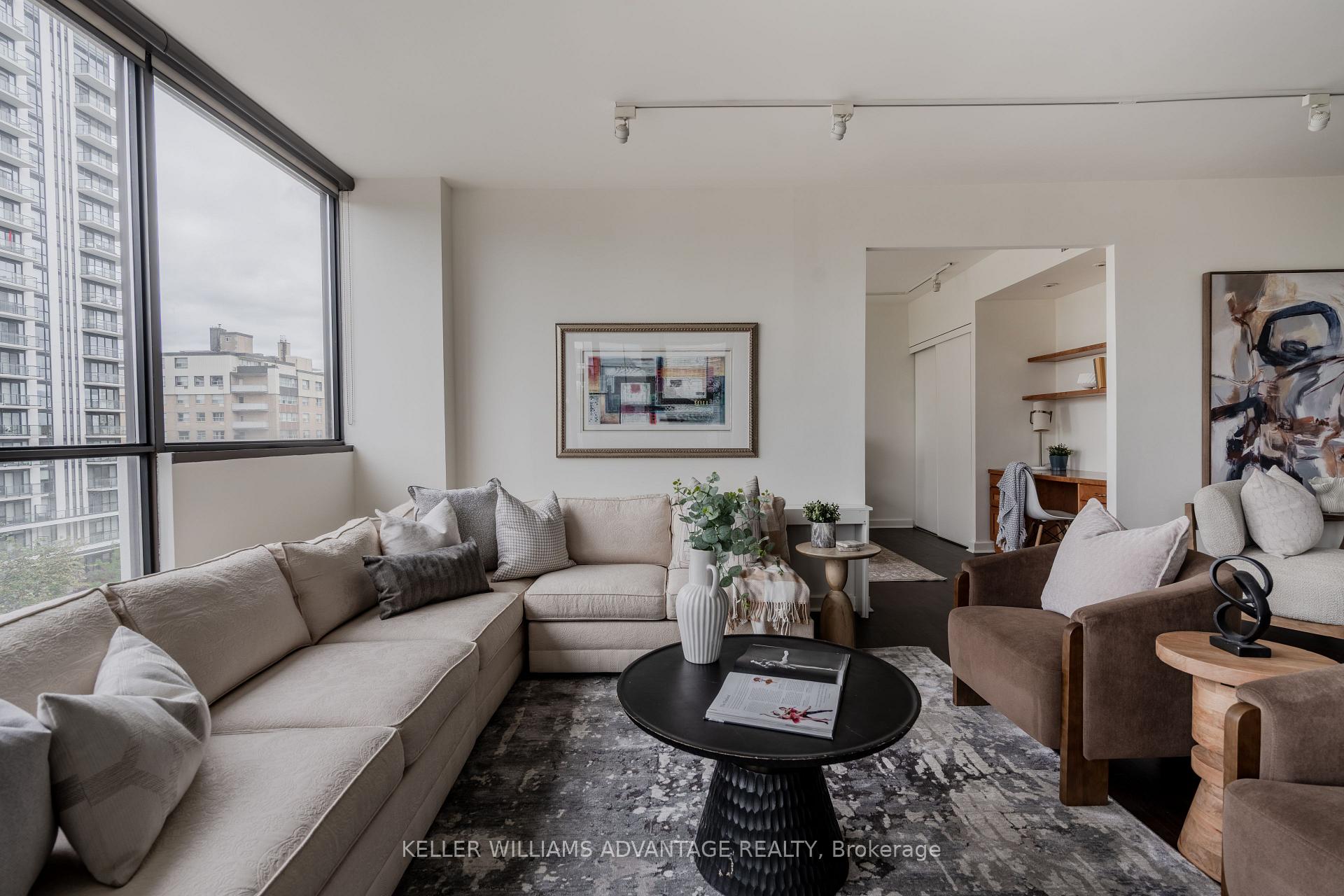 Photo 6 of Unit 401, 616 Avenue Road, Toronto, Casa Loma — HOMEH