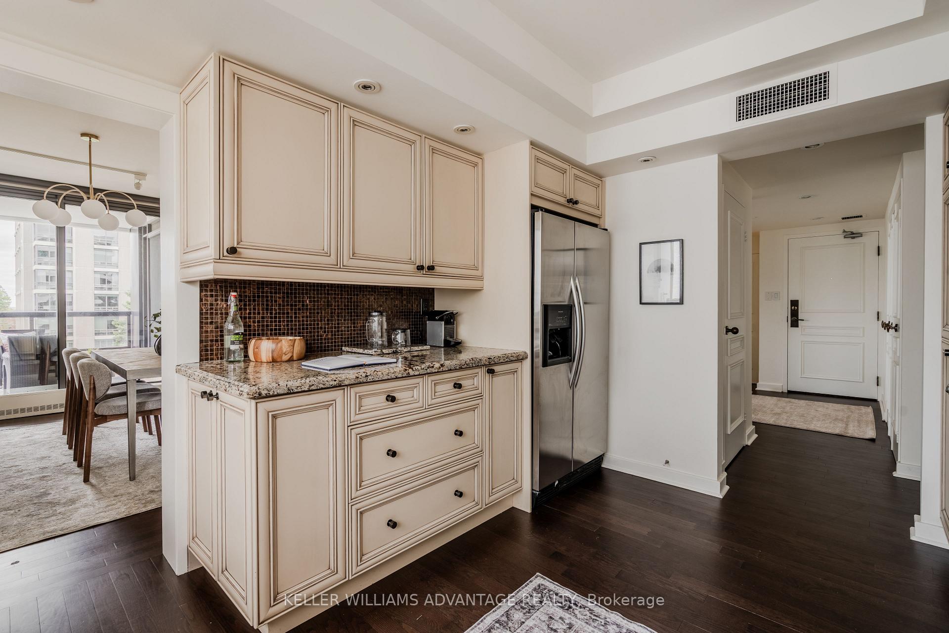 Photo 15 of Unit 401, 616 Avenue Road, Toronto, Casa Loma — HOMEH